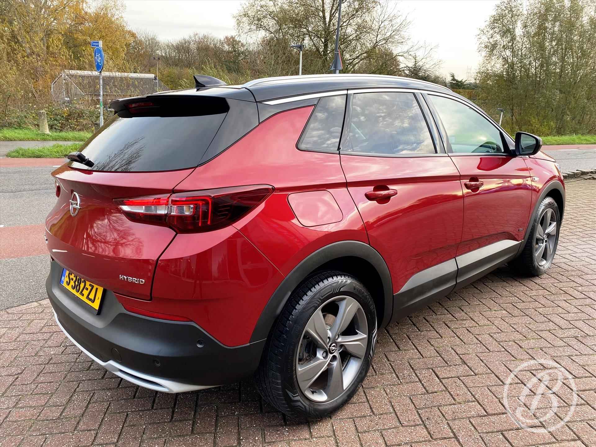 OPEL Grandland X 1.6 Turbo Hybrid 225pk Aut Ultimate | zwart leder, keyless, elek. achterkep, verw. voorstoelen, dab, navi, dodehoekdetectie, two tone kleuren, 18 inch - 5/69