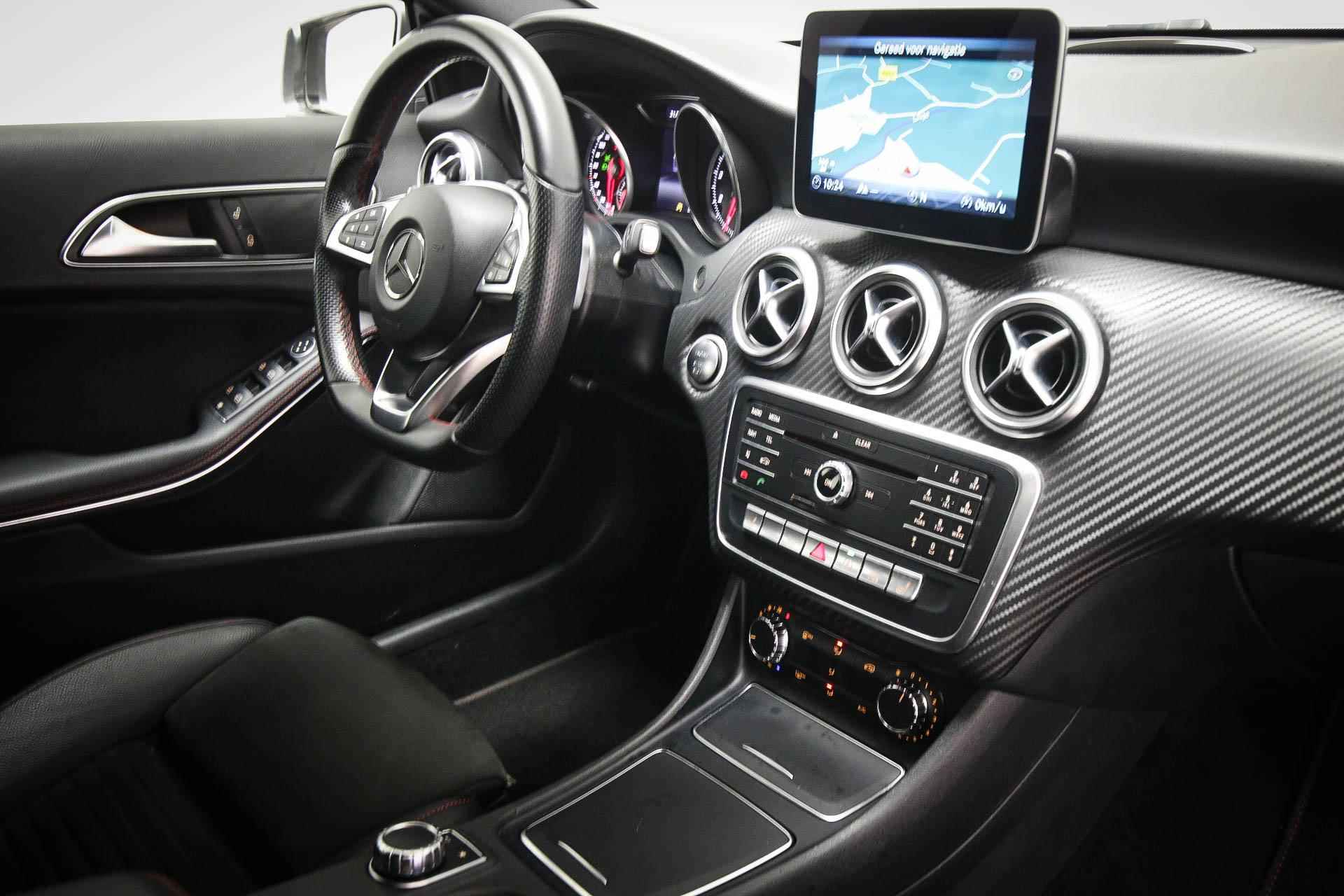 Mercedes-Benz A-klasse 180 Business Solution AMG | LED | AIRCO | CRUISE | NAVI | PDC | CAMERA | 18" - 3/56