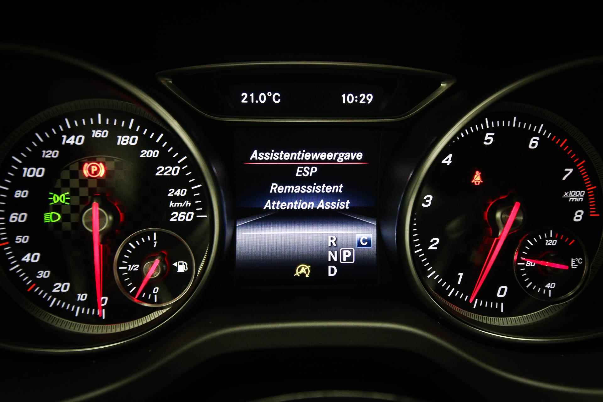 Mercedes-Benz A-klasse 180 Business Solution AMG | LED | AIRCO | CRUISE | NAVI | PDC | CAMERA | 18" - 30/56