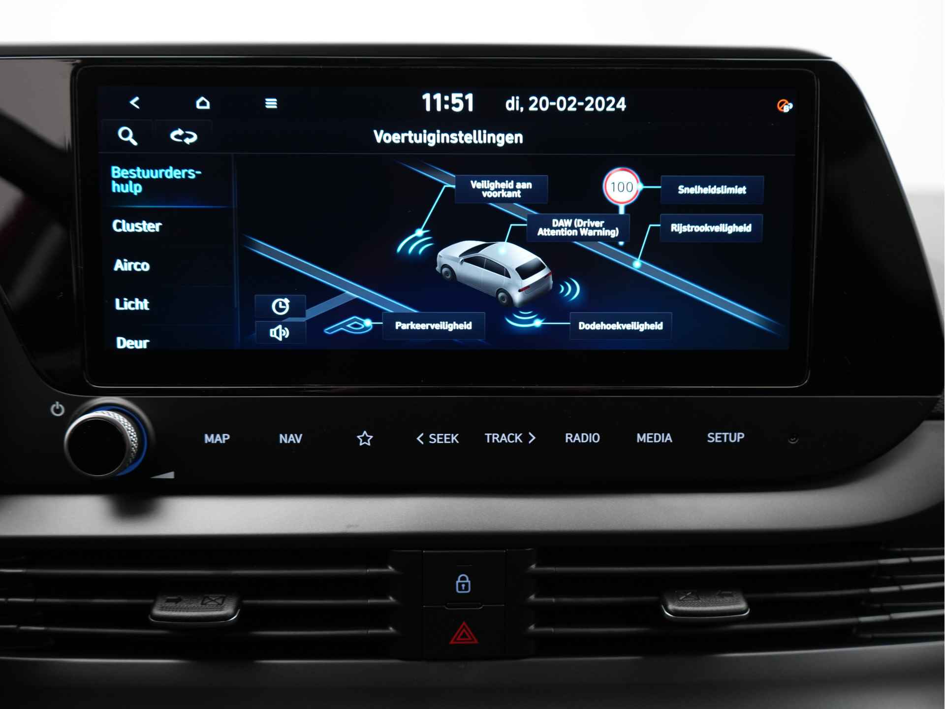 Hyundai Bayon 1.0 T-GDI Premium Met Navigatie, Climate Control en Keyless Uit voorraad leverbaar! - 20/40