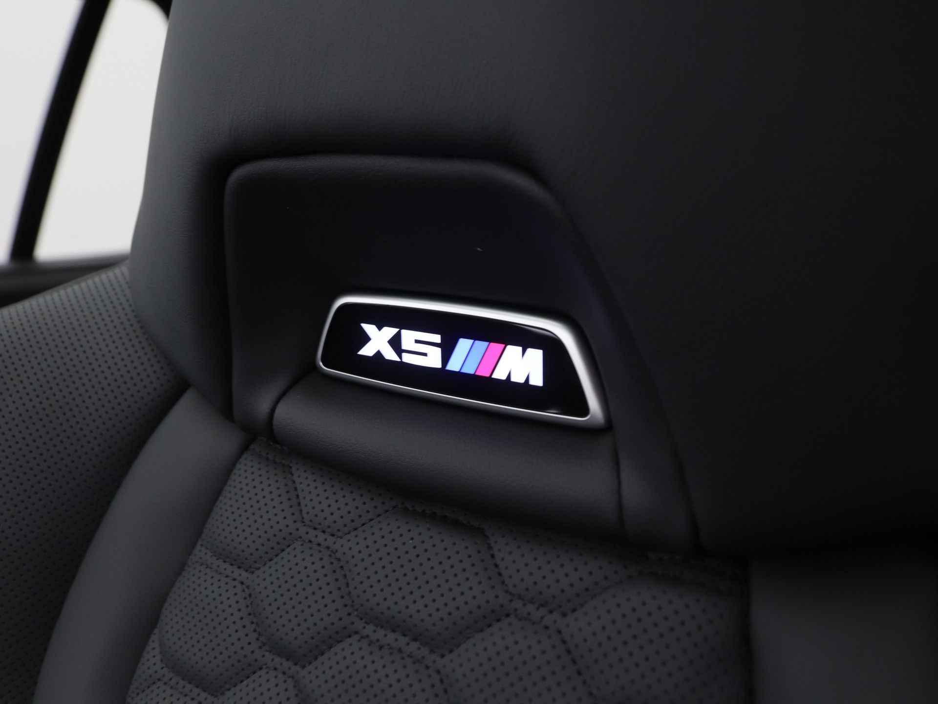 BMW X5 M Competition - 19/31