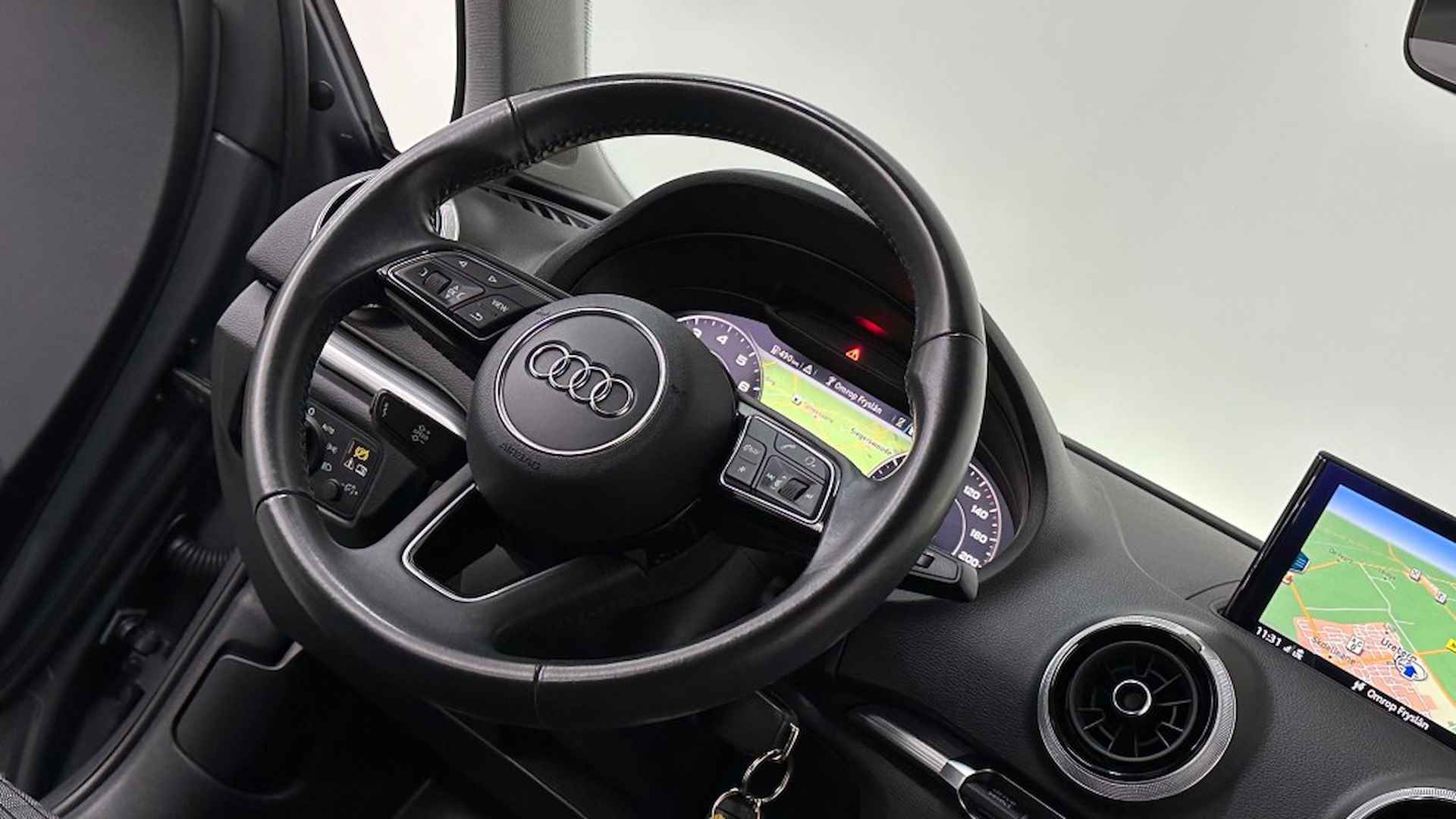 AUDI A3 30 TFSI SPORT DIGI DASH DAB WEGKLAP TREKHAAK - 28/59