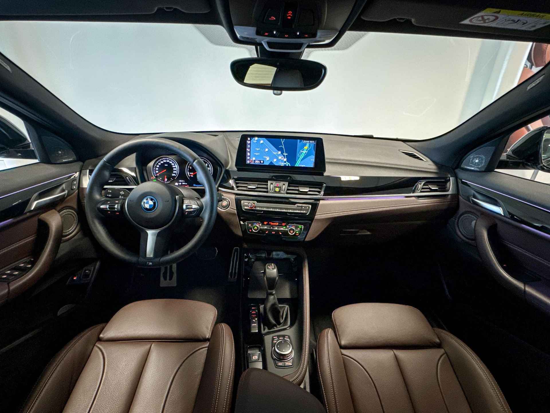 BMW X2 xDrive25e High Executive | M Sport | Harman Kardon | Glazen Panoramadak | Achteruitrijcamera | - 11/26