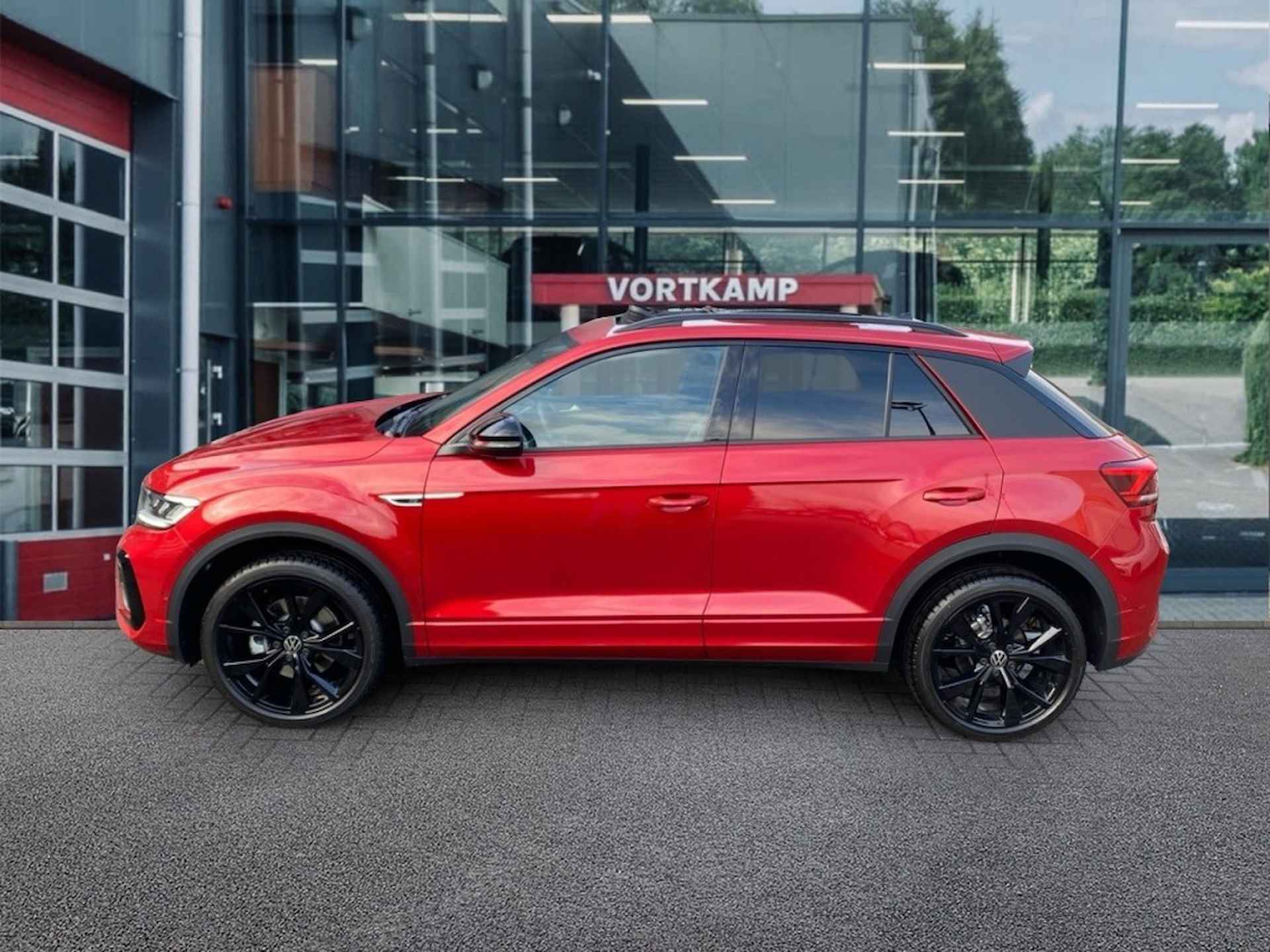 VOLKSWAGEN T-roc 1.5 TSI DSG R-LINE BLACK-OPTIC PANO-DAK/CAMERA/CARPLAY/ACC/STOEL - 8/24