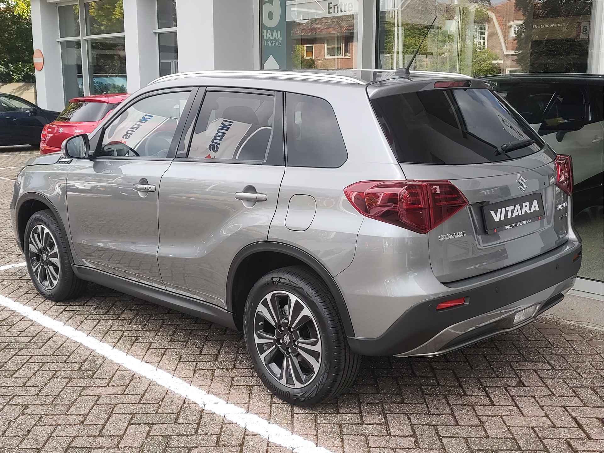 Suzuki Vitara 1.5 FULL HRYBID STYLE DIRECT LEVERBAAR! | Met 6 JAAR GARANTIE! | Inclusief € 3.500,- Voorraad Voordeel - 4/37