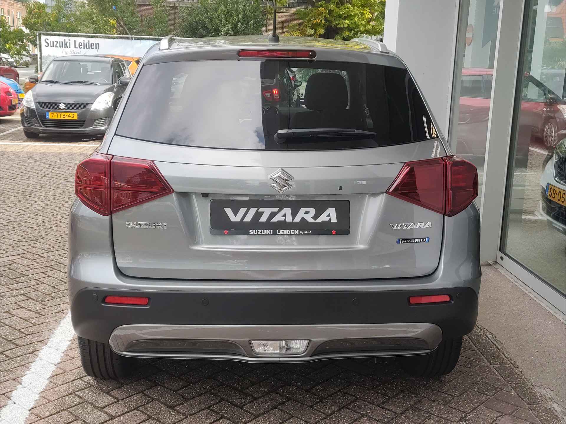 Suzuki Vitara 1.5 FULL HRYBID STYLE DIRECT LEVERBAAR! | Met 6 JAAR GARANTIE! | Inclusief € 3.500,- Voorraad Voordeel - 5/37