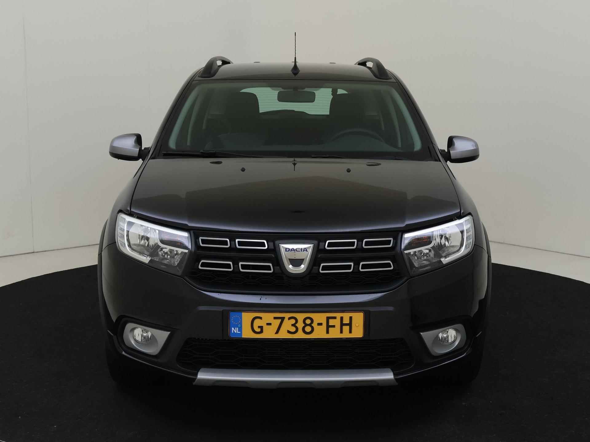 Dacia Logan MCV 0.9 TCe 90 PK Stepway Navigatie / 1 ste Eigenaar / Airco / Cruise Control / STEPWAY - 3/24