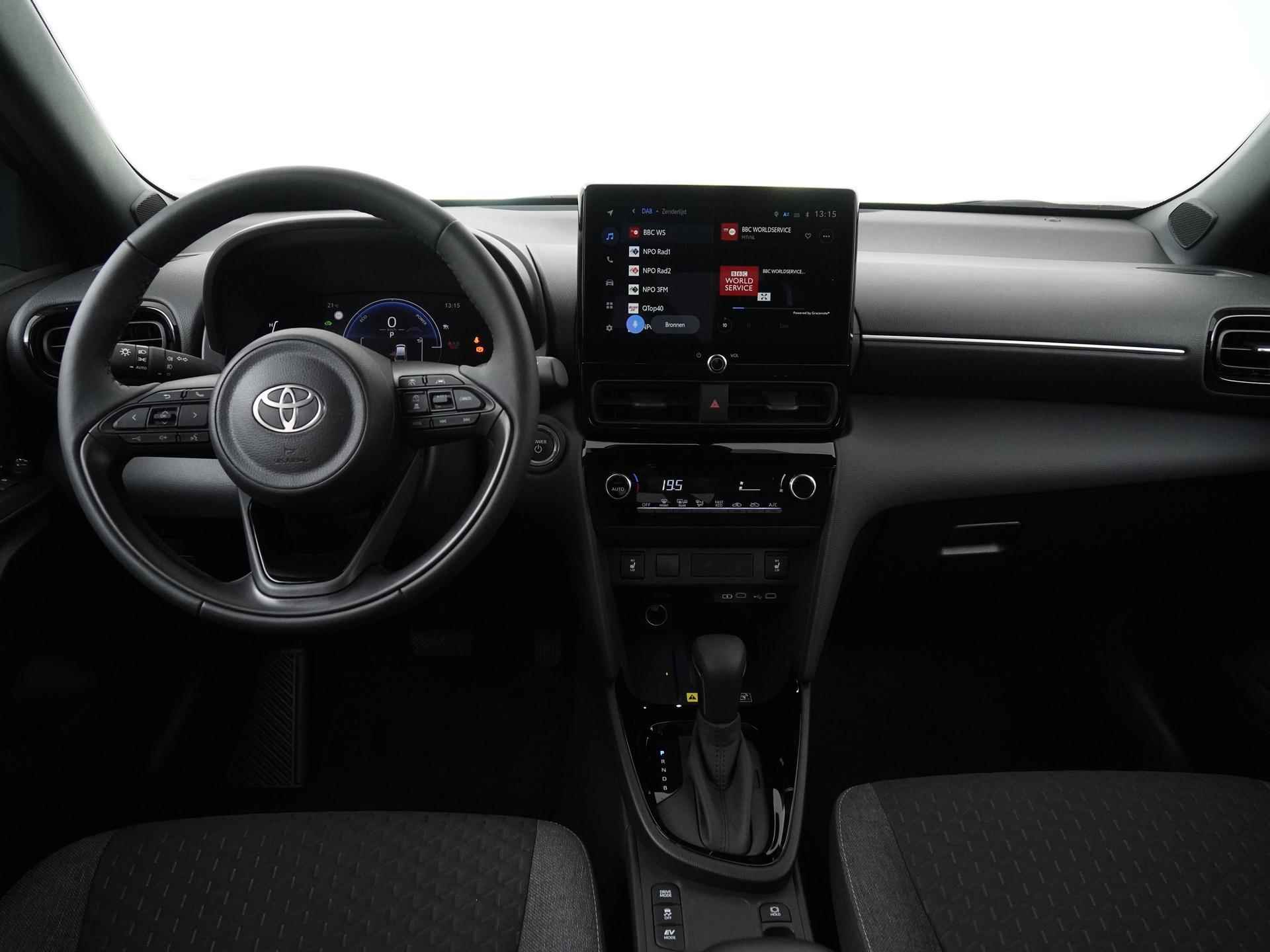 Toyota Yaris Cross 1.5 Hybrid Business Automaat | Digital Cockpit | Camera | Apple/Android Carplay | Zondag Open! - 5/36