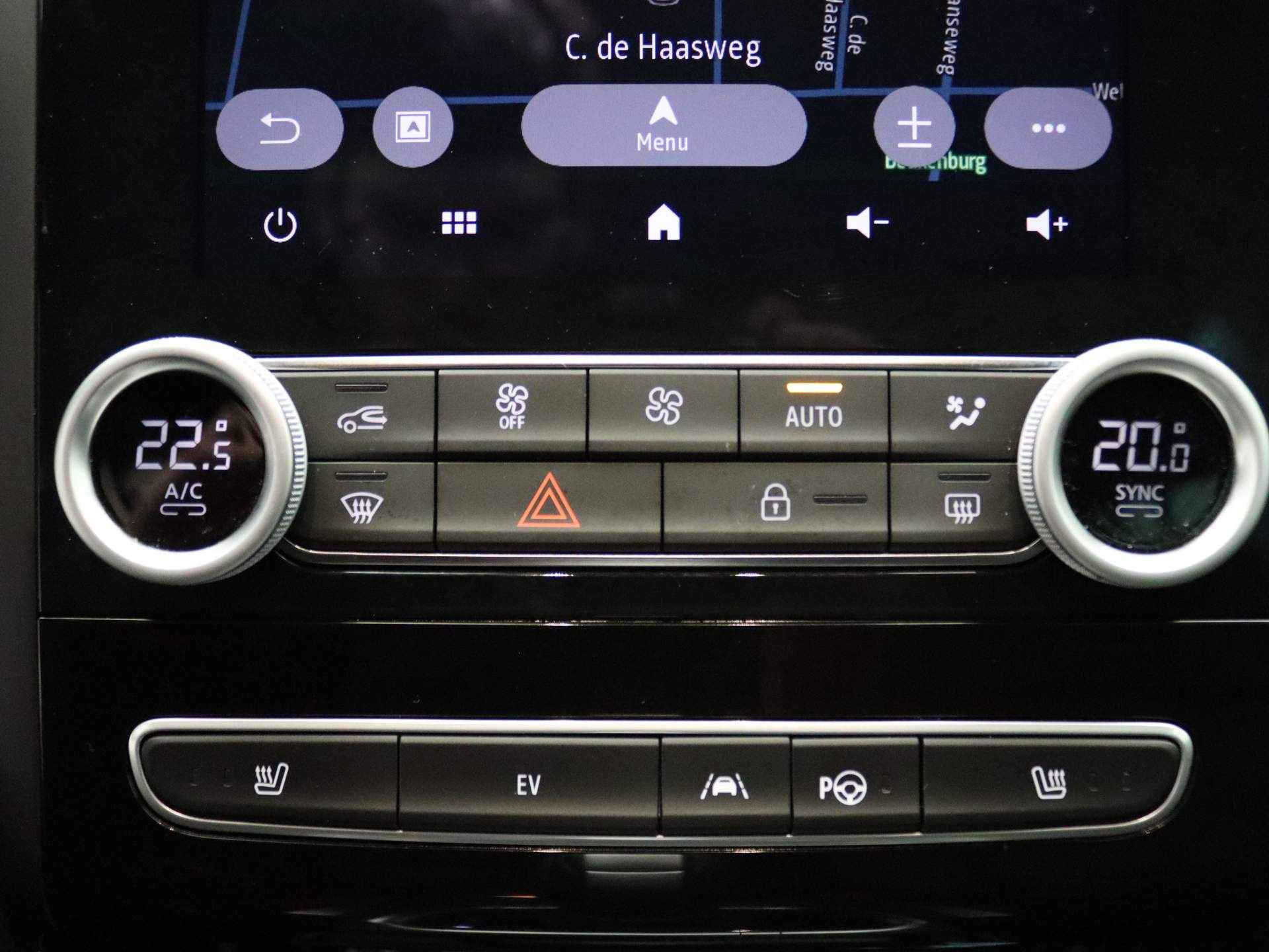 Renault Mégane Estate E-Tech Plug-In Hybrid 160pk Intens Parkeersensoren voor en achter | Navig | Climate control - 7/41