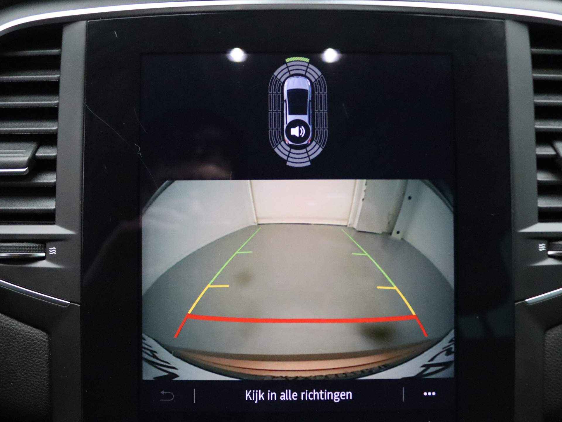 Renault Mégane Estate E-Tech Plug-In Hybrid 160pk Intens Parkeersensoren voor en achter | Navig | Climate control - 8/41