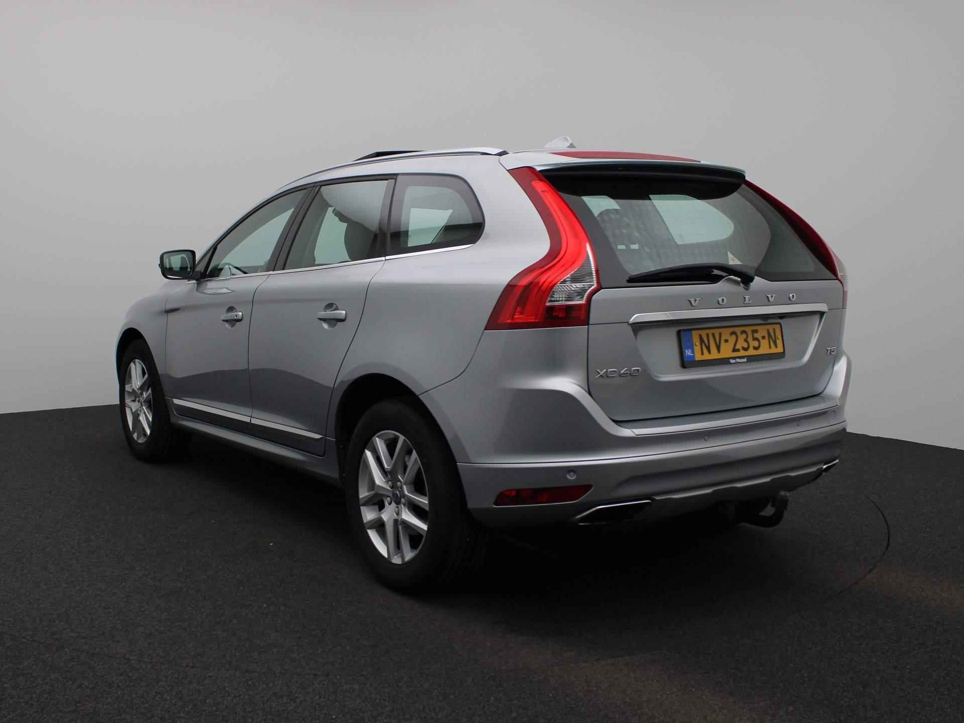 Volvo XC60 2.0 T5 FWD Polar+  | PANORAMADAK | NAVIGATIE | LEDER | STOELVERWARMING | ACHTERUITRIJCAMERA | ELEKTRISCHE BESTUURDERSSTOEL MET GEHEUGEN | TREKHAAK | BI-XENON KOPLAMPEN | ELEKTRISCHE ACHTERKLEP | - 2/40