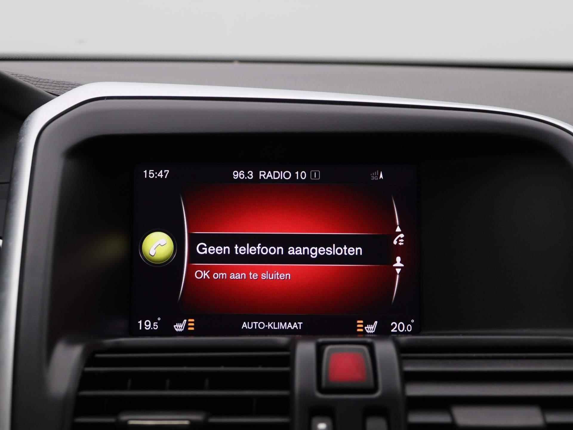 Volvo XC60 2.0 T5 FWD Polar+  | PANORAMADAK | NAVIGATIE | LEDER | STOELVERWARMING | ACHTERUITRIJCAMERA | ELEKTRISCHE BESTUURDERSSTOEL MET GEHEUGEN | TREKHAAK | BI-XENON KOPLAMPEN | ELEKTRISCHE ACHTERKLEP | - 25/40