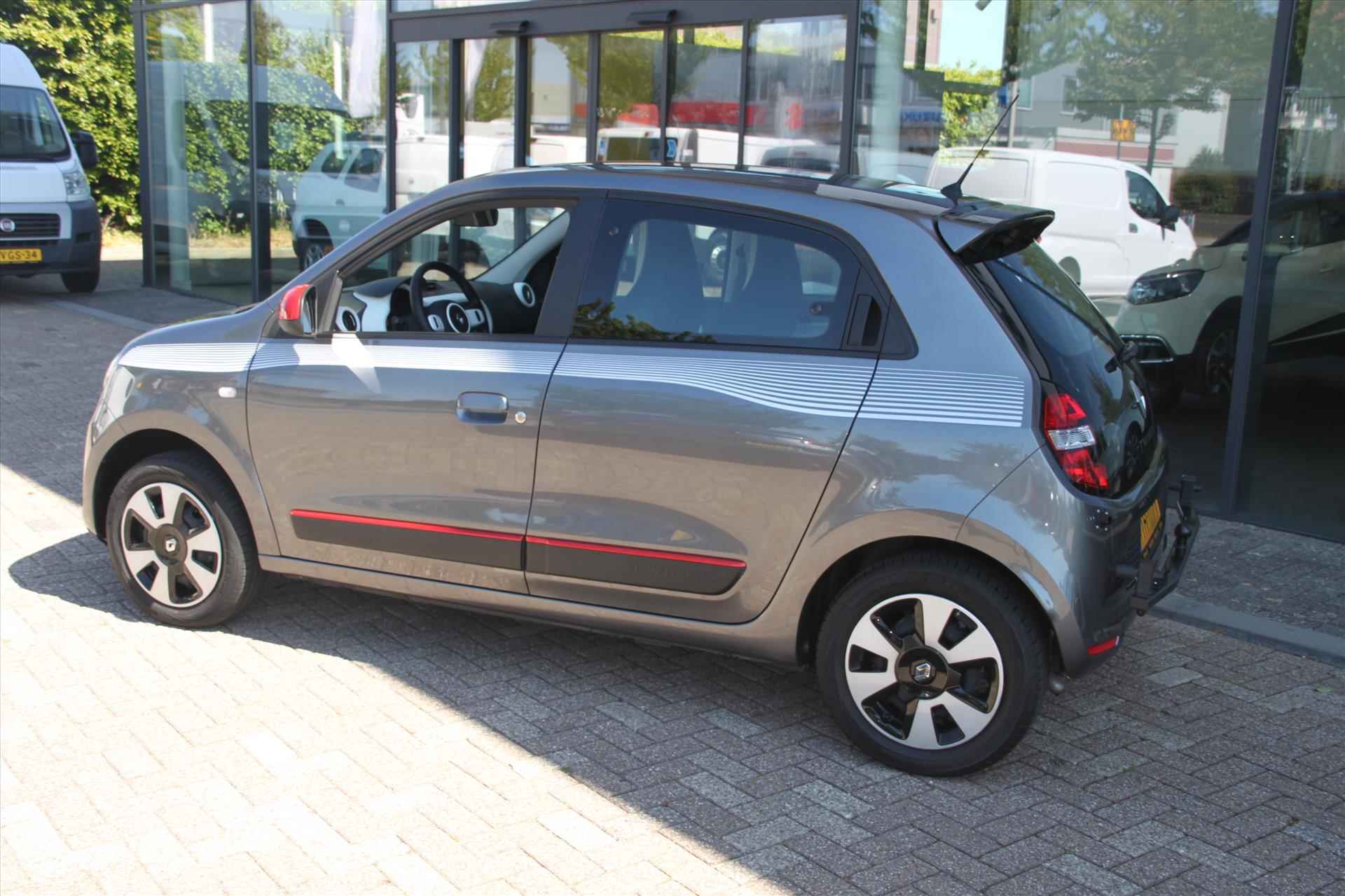 Renault Twingo 70PK-COLLECTION-24DKM-AIRCO-CRUISE-BLUETOOTH- - 4/20