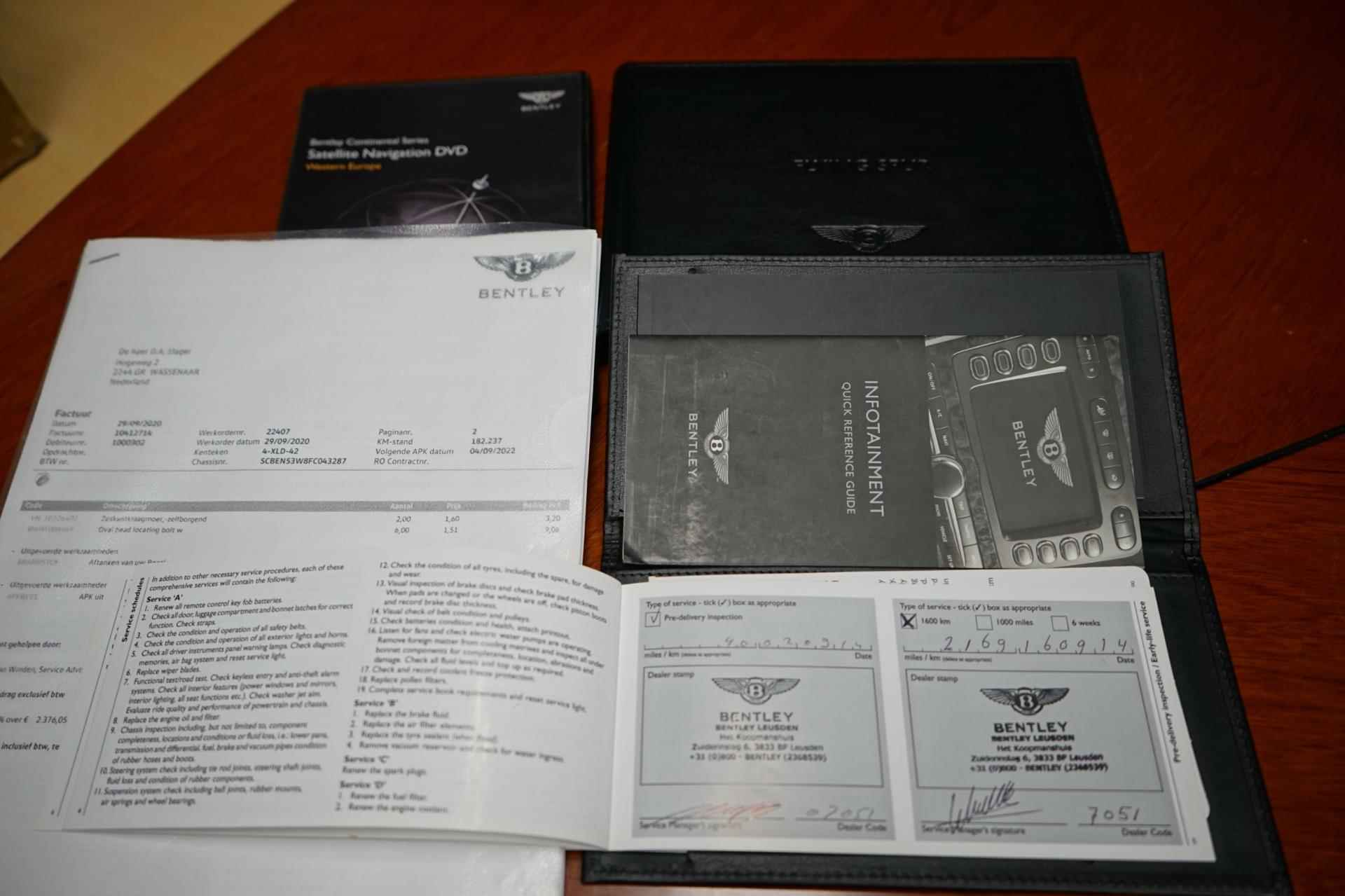 Bentley Flying Spur 4.0 V8 /Origineel NL /1e eigenaar /Dealer. ond. - 41/44