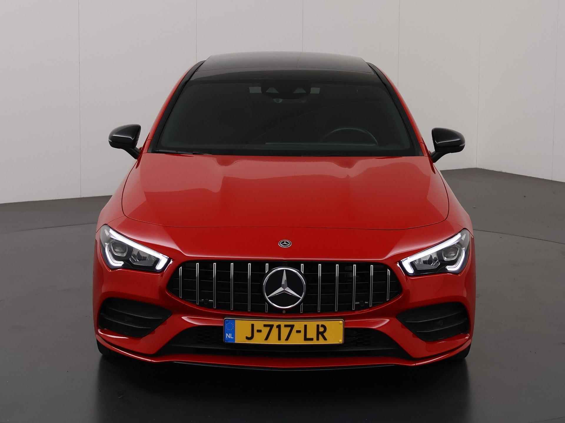 Mercedes-Benz CLA-klasse 220 Premium Plus | AMG Styling | Panoramadak | Wide Screen | Navigatie | Sportstoelen | Camera | DAB | Sfeerverlichting | Stoelverwarming | Ele. kofferdeskel | - 4/48