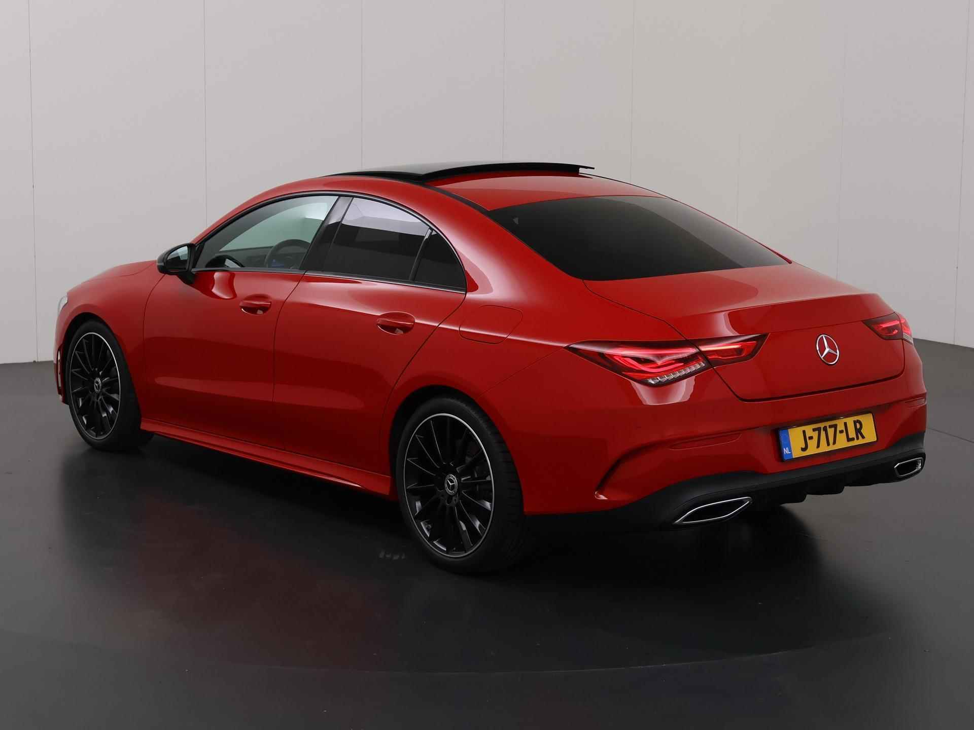 Mercedes-Benz CLA-klasse 220 Premium Plus | AMG Styling | Panoramadak | Wide Screen | Navigatie | Sportstoelen | Camera | DAB | Sfeerverlichting | Stoelverwarming | Ele. kofferdeskel | - 23/48