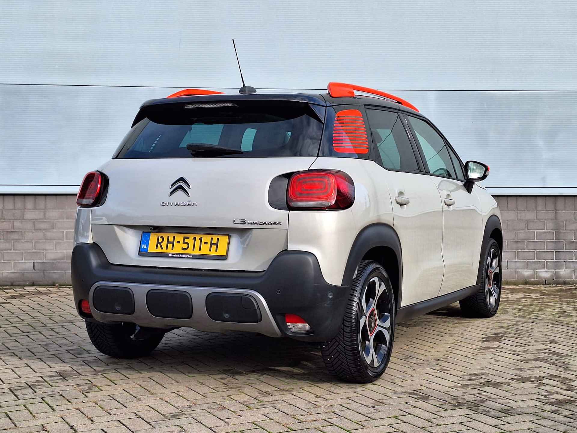 CITROEN C3 Aircross 1.2 PureTech 110pk Shine Automaat | Navigatie | Climate Control | Achteruitrijcamera | Panoramadak - 5/49