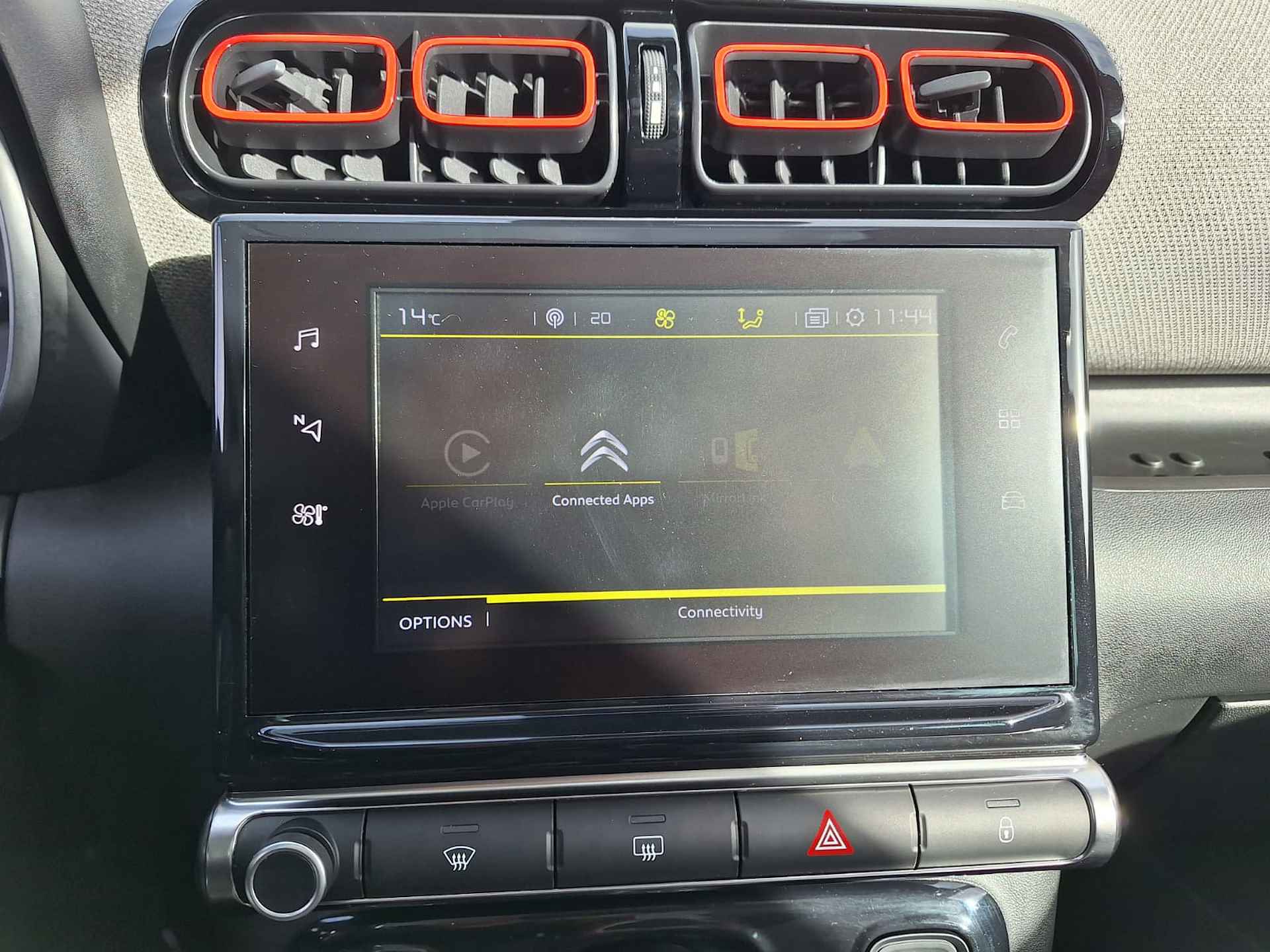 CITROEN C3 Aircross 1.2 PureTech 110pk Shine Automaat | Navigatie | Climate Control | Achteruitrijcamera | Panoramadak - 36/49