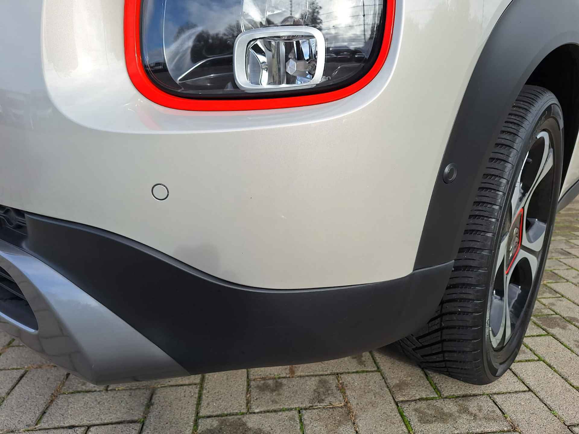 CITROEN C3 Aircross 1.2 PureTech 110pk Shine Automaat | Navigatie | Climate Control | Achteruitrijcamera | Panoramadak - 41/49