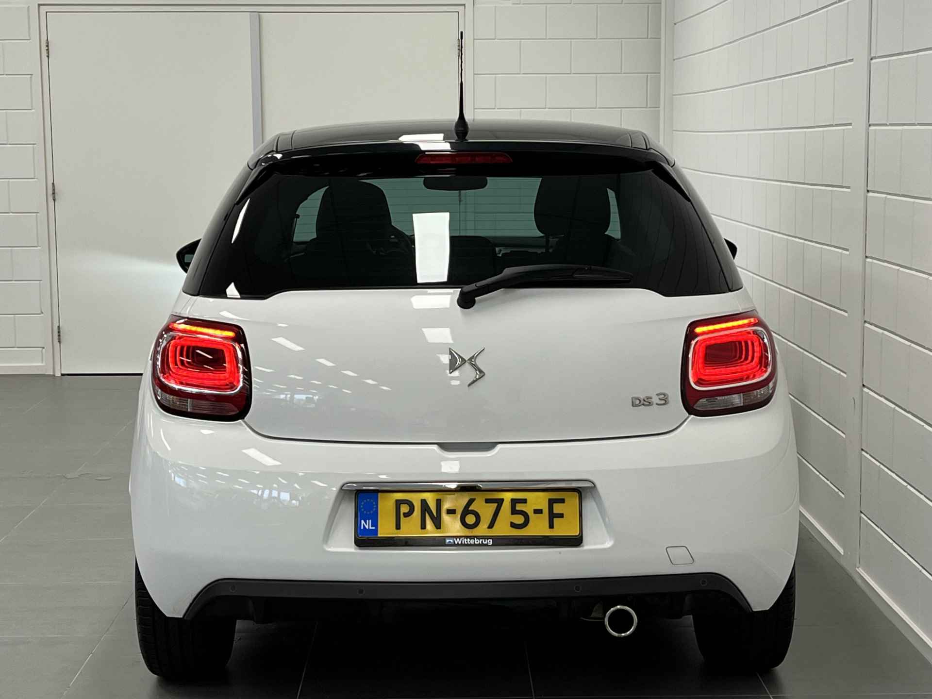 DS DS 3 1.2 PureTech So Chic 110 pk | FULL LED | NAVIGATIE | CLIMATE CONTROL | TWO TONE - 38/42