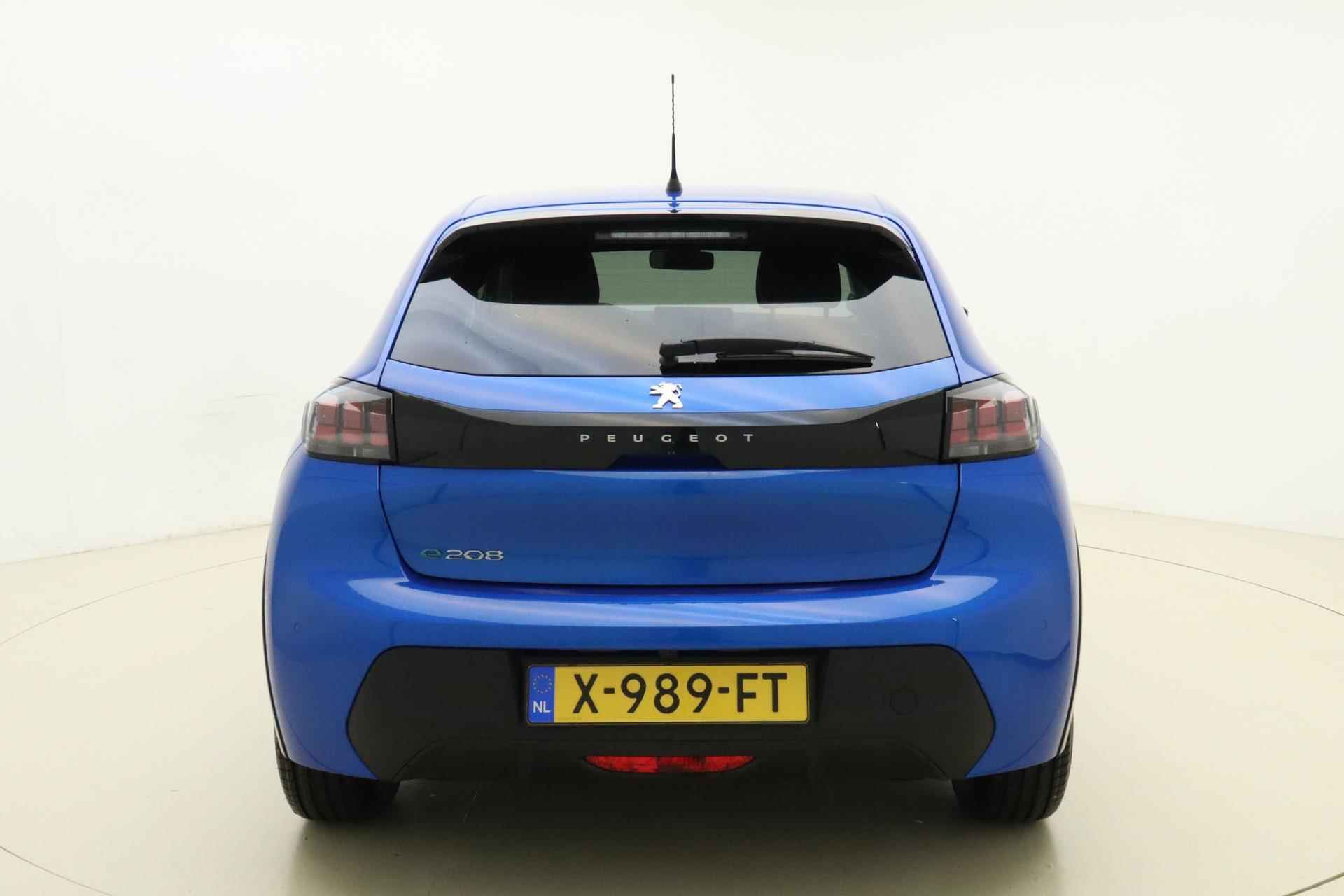 Peugeot e-208 EV Allure 50 kWh 136 PK | Automaat | LMV | E-Style | Camera | Navigatie | Cruise Control | Voorraad Nieuw - 12/35