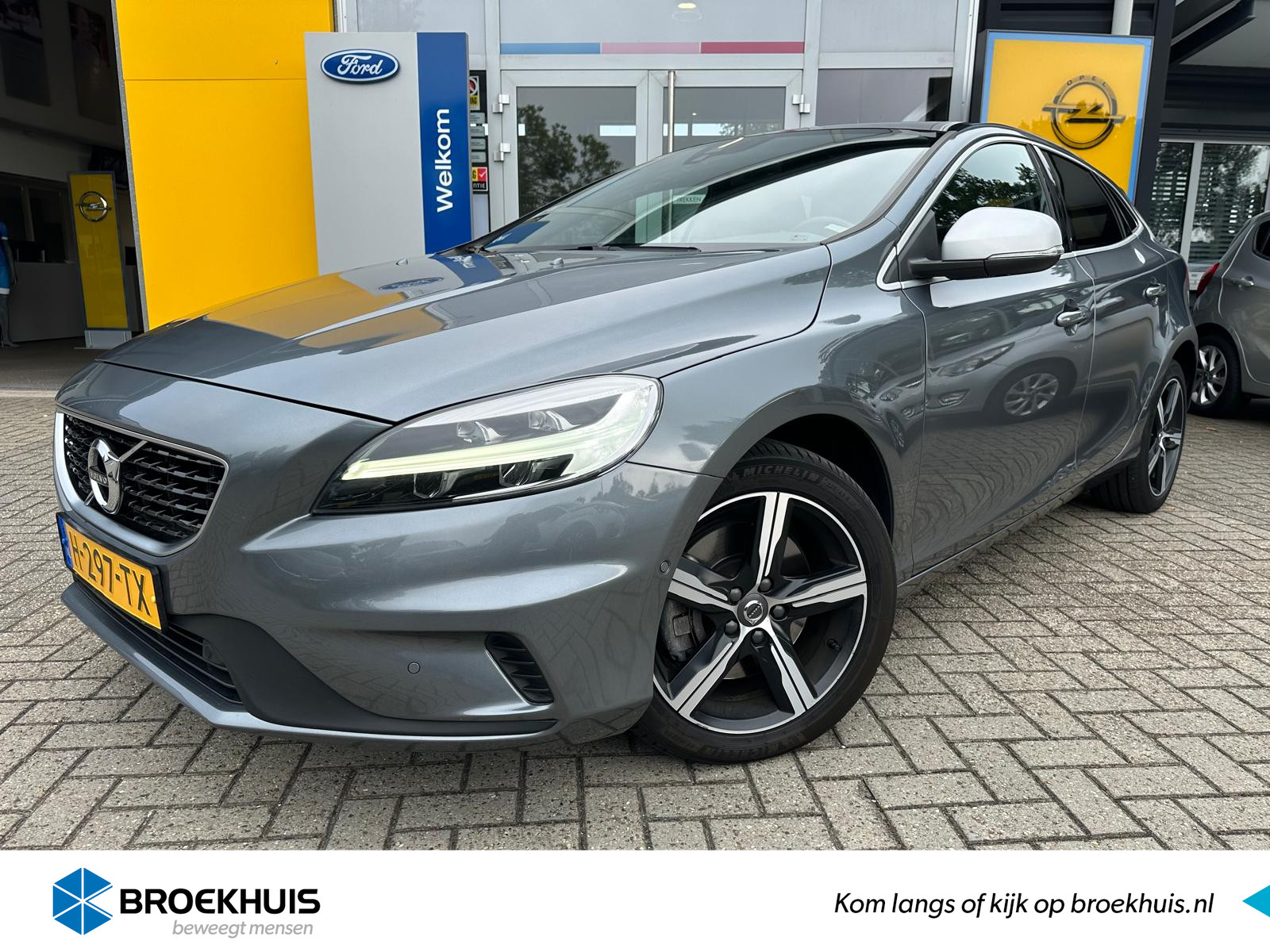 Volvo V40 1.5 T3 153PK AUT6 Polar+ Sport R-Design | STOELVERWARMING| HARMAN/KARDON| PANORAMADAK| DAB| CRUISE CONTROL| DEALERONDERHOUDEN