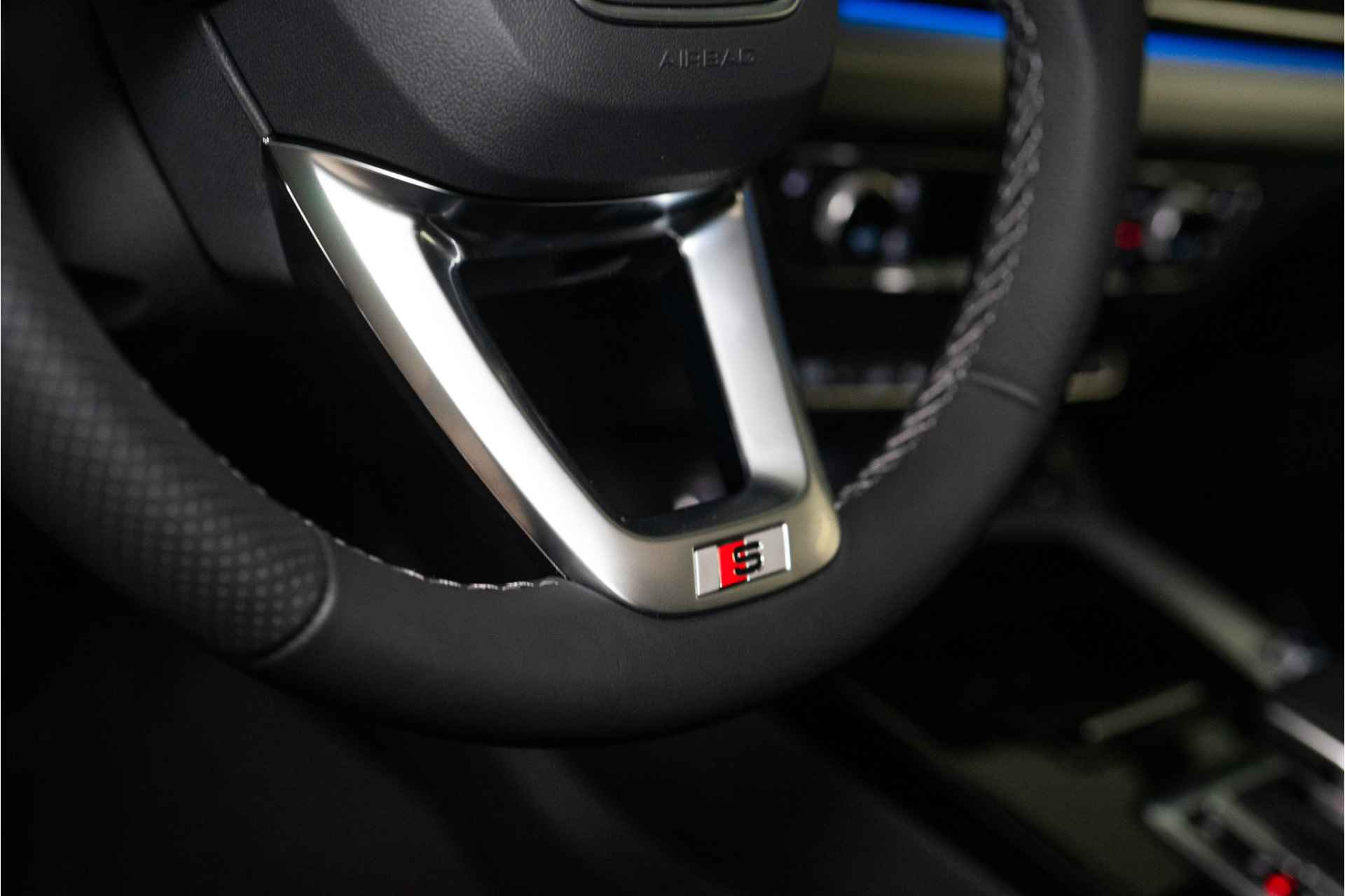 Audi Q5 Sportback 50 TFSI e S Edition Competition Plug-in | NIEUW REG'24 | Pano | Matrix | Sfeer | Leder | 36 MND Garantie! - 50/54