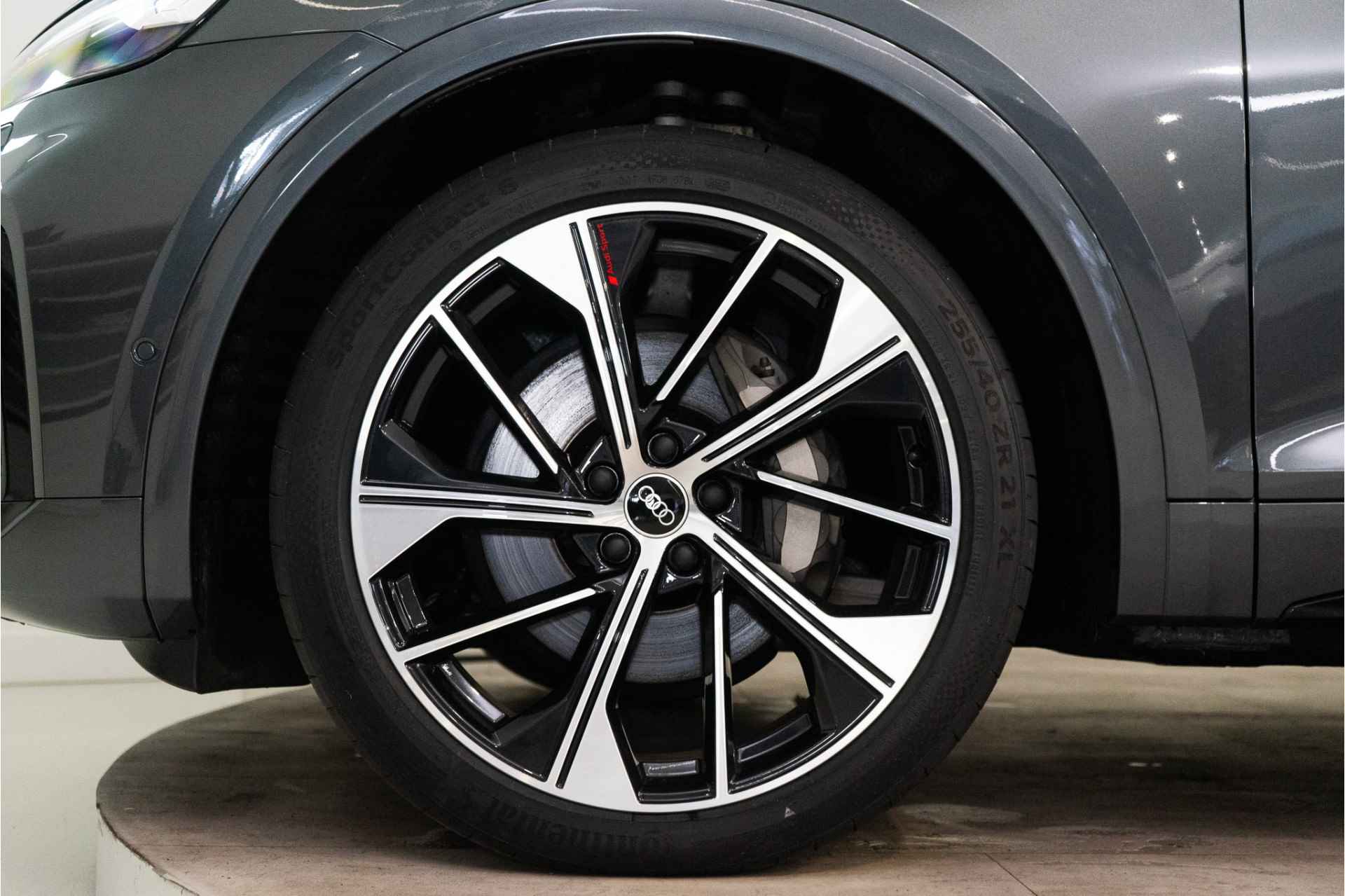 Audi Q5 Sportback 50 TFSI e S Edition Competition Plug-in | NIEUW REG'24 | Pano | Matrix | Sfeer | Leder | 36 MND Garantie! - 15/54