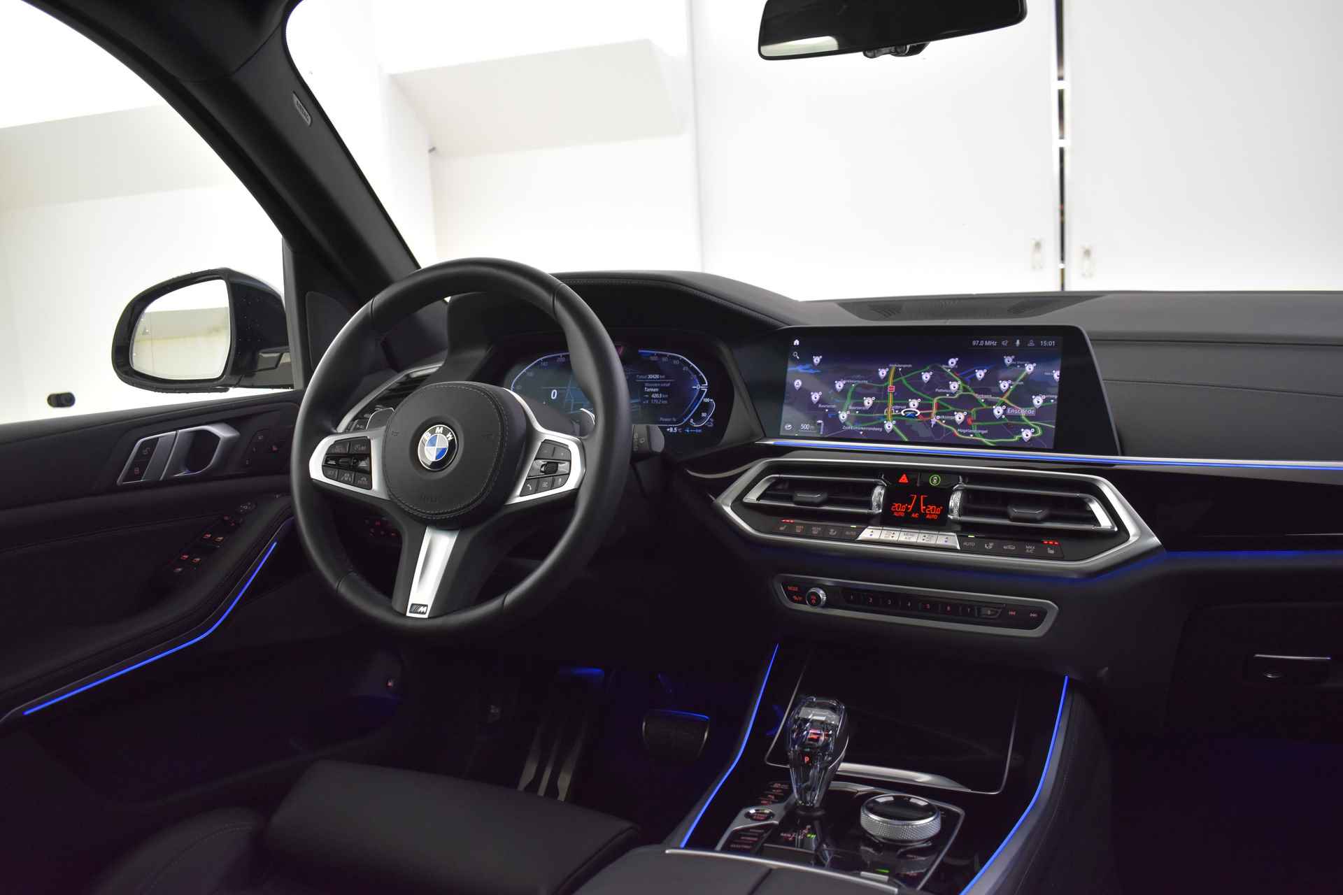 BMW X5 xDrive45e High Executive M Sport Automaat / Panoramadak / Laserlight / Parking Assistant Plus / Soft-Close / Gesture Control / Driving Assistant Professional - 12/58