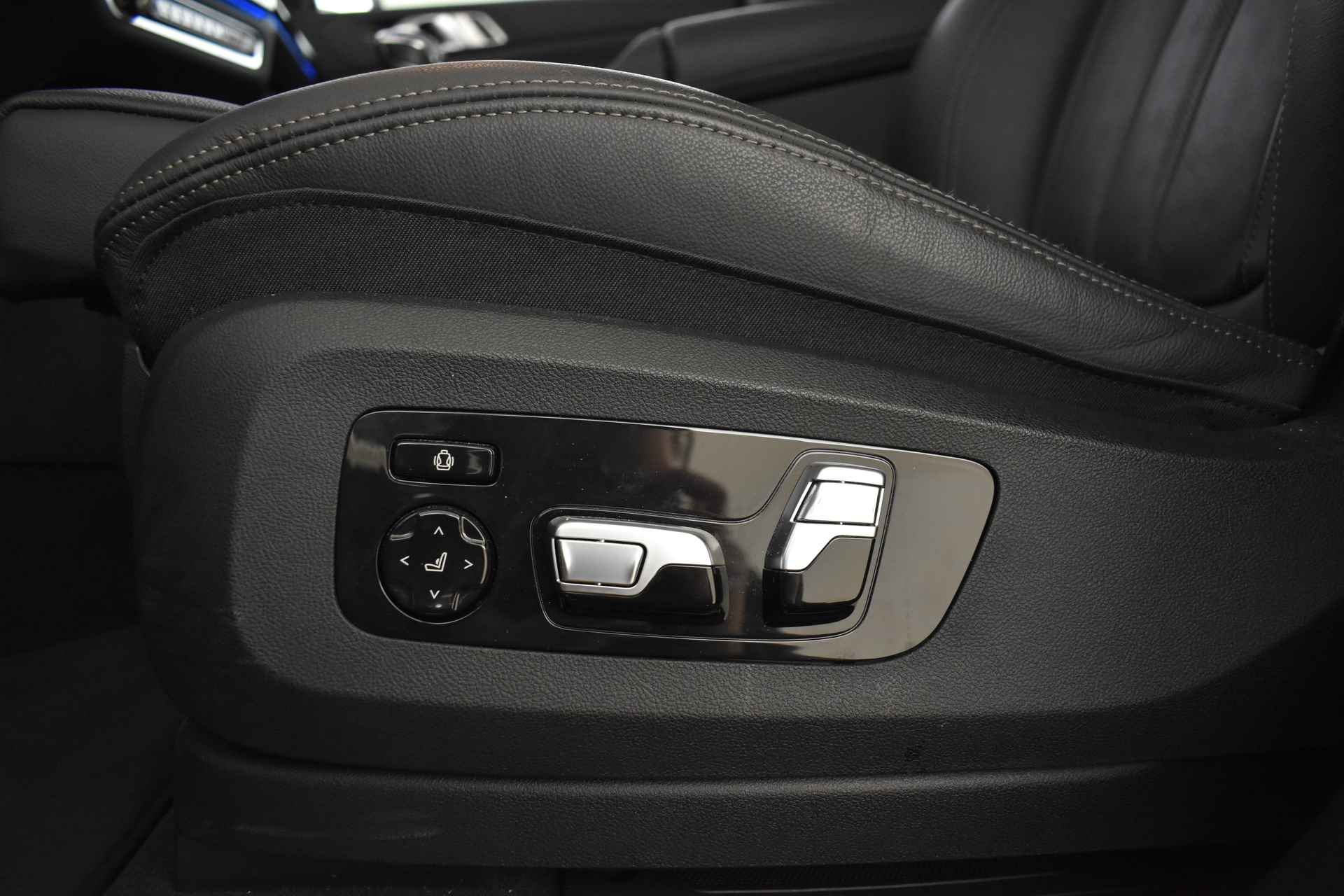 BMW X5 xDrive45e High Executive M Sport Automaat / Panoramadak / Laserlight / Parking Assistant Plus / Soft-Close / Gesture Control / Driving Assistant Professional - 17/58