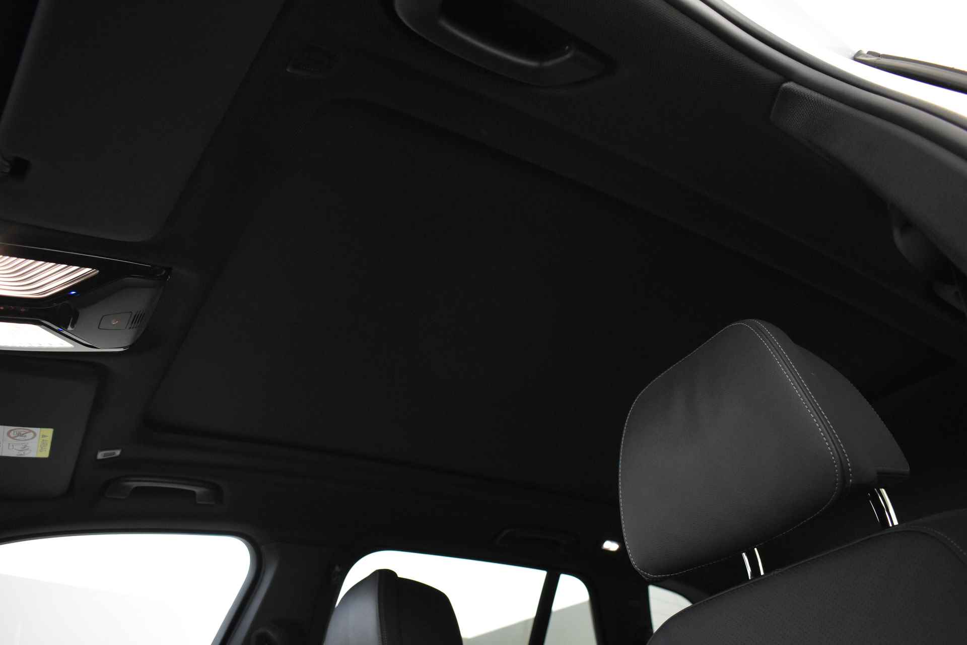 BMW X5 xDrive45e High Executive M Sport Automaat / Panoramadak / Laserlight / Parking Assistant Plus / Soft-Close / Gesture Control / Driving Assistant Professional - 19/58