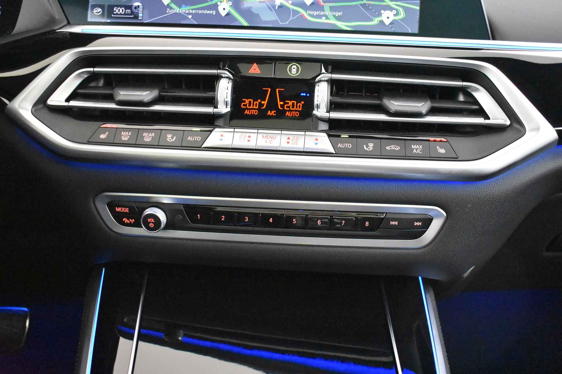BMW X5 xDrive45e High Executive M Sport Automaat / Panoramadak / Laserlight / Parking Assistant Plus / Soft-Close / Gesture Control / Driving Assistant Professional - 28/58