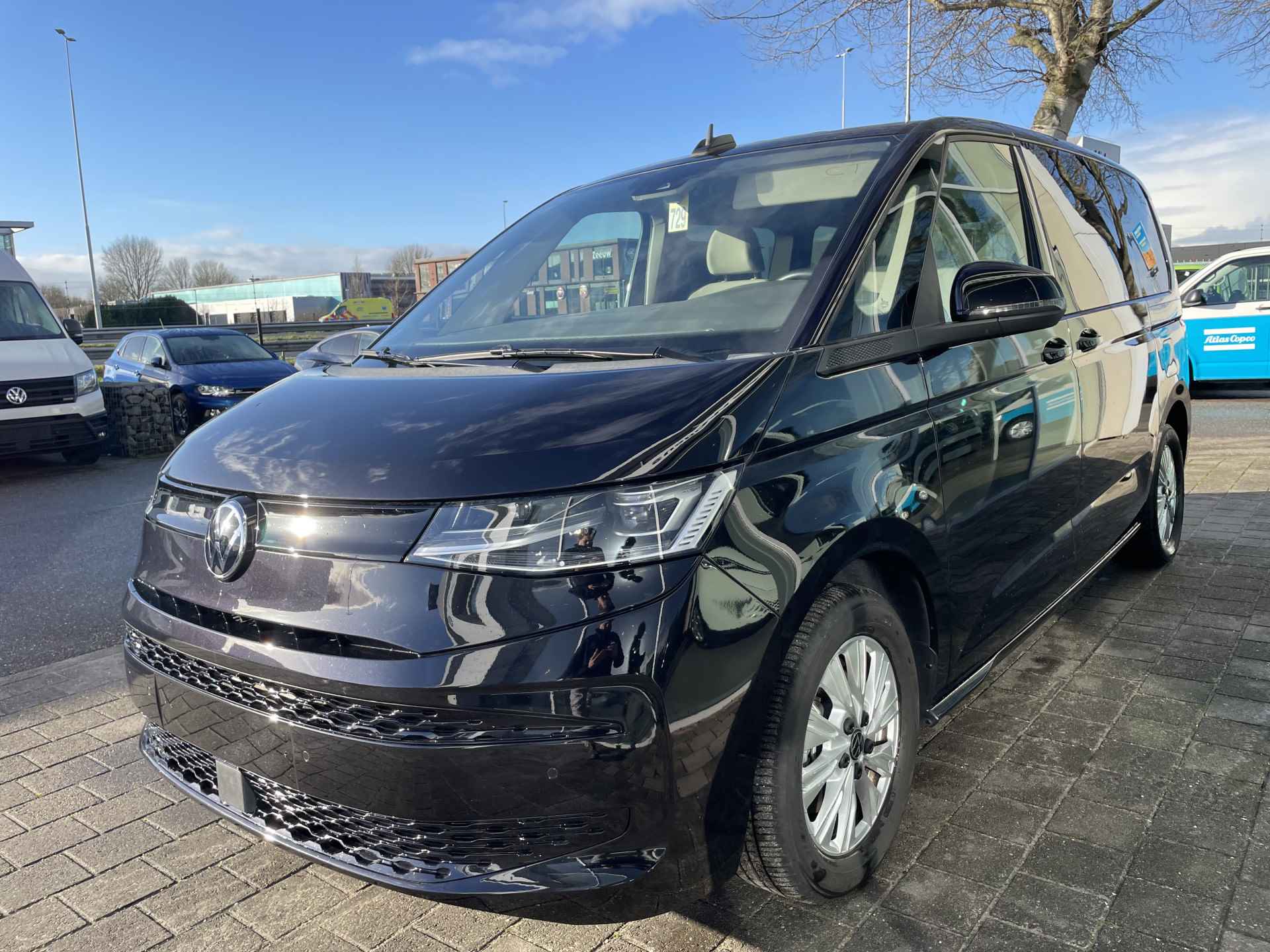 Volkswagen Multivan 1.4 eHybrid 218PK L1H1 Life | 7 Zitplaatsen | IQ Light | Elektrische achterklep - 5/39