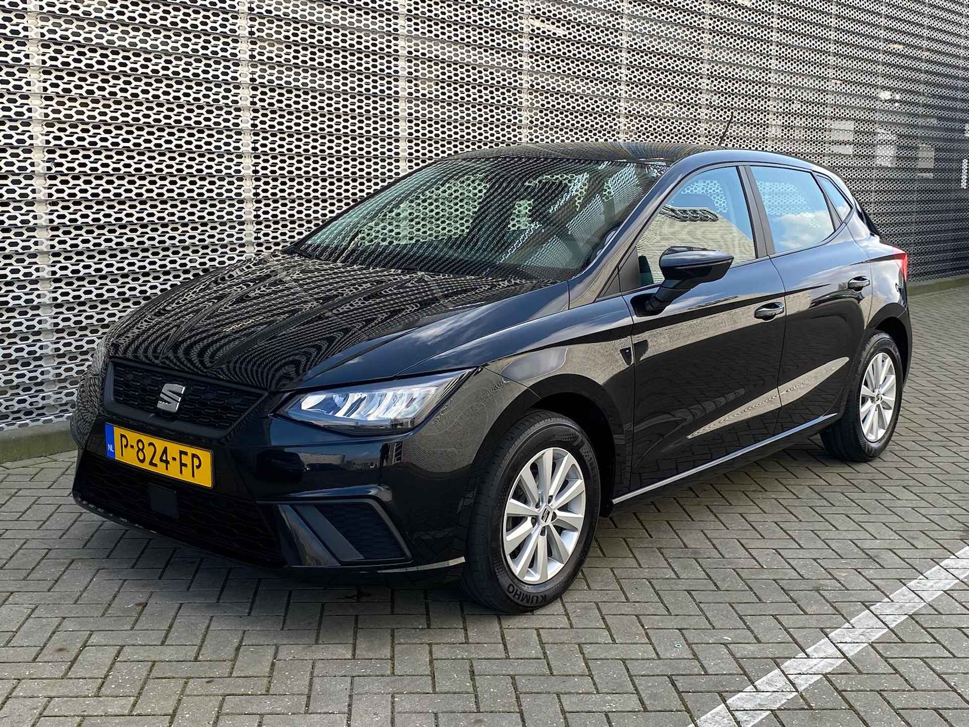 SEAT Ibiza 1.0 EcoTSI Style / Clima/ App connect/ PDC / 15 LMV / Trekhaak/ P4 - 5/20