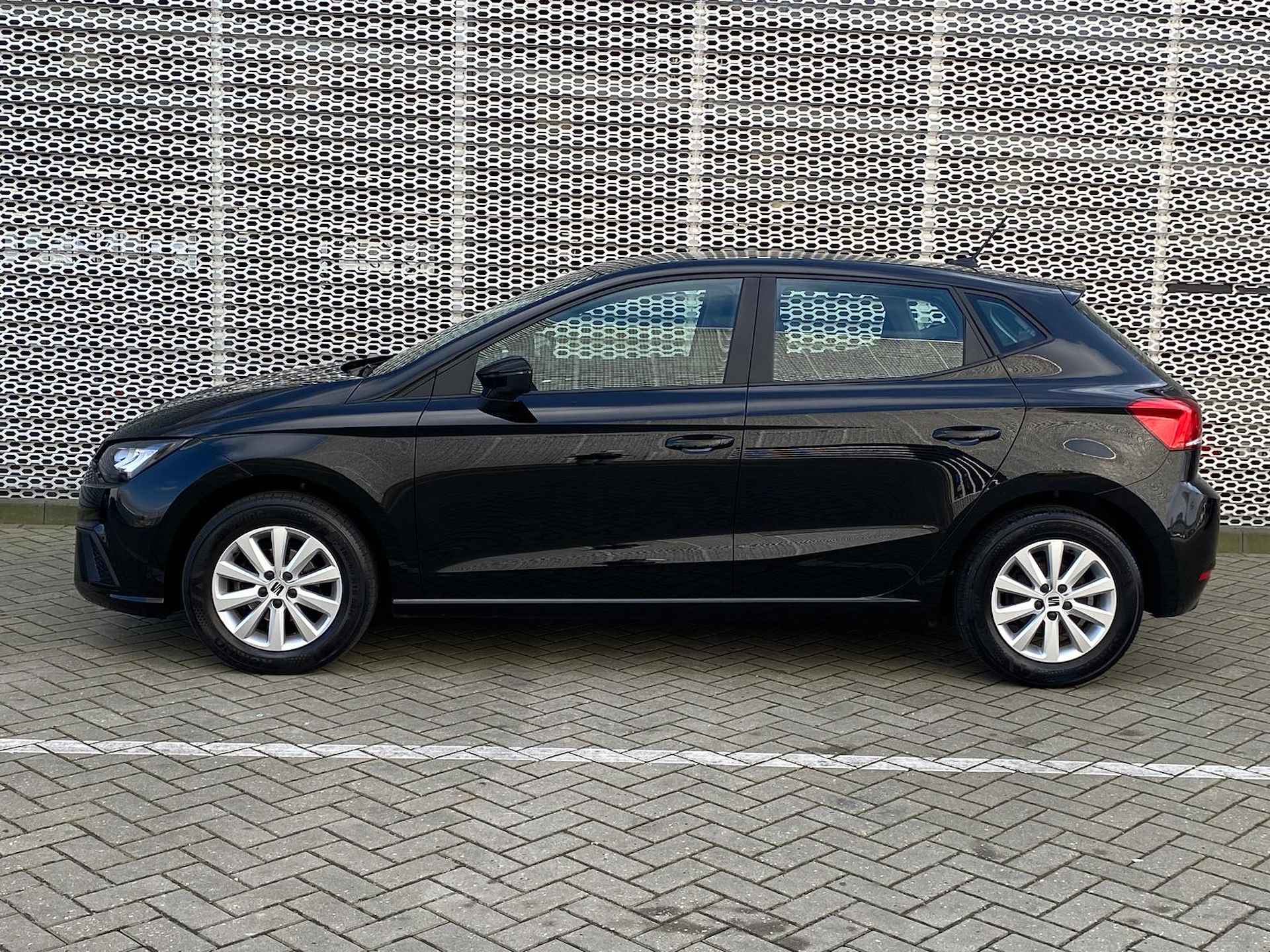 SEAT Ibiza 1.0 EcoTSI Style / Clima/ App connect/ PDC / 15 LMV / Trekhaak/ P4 - 10/20