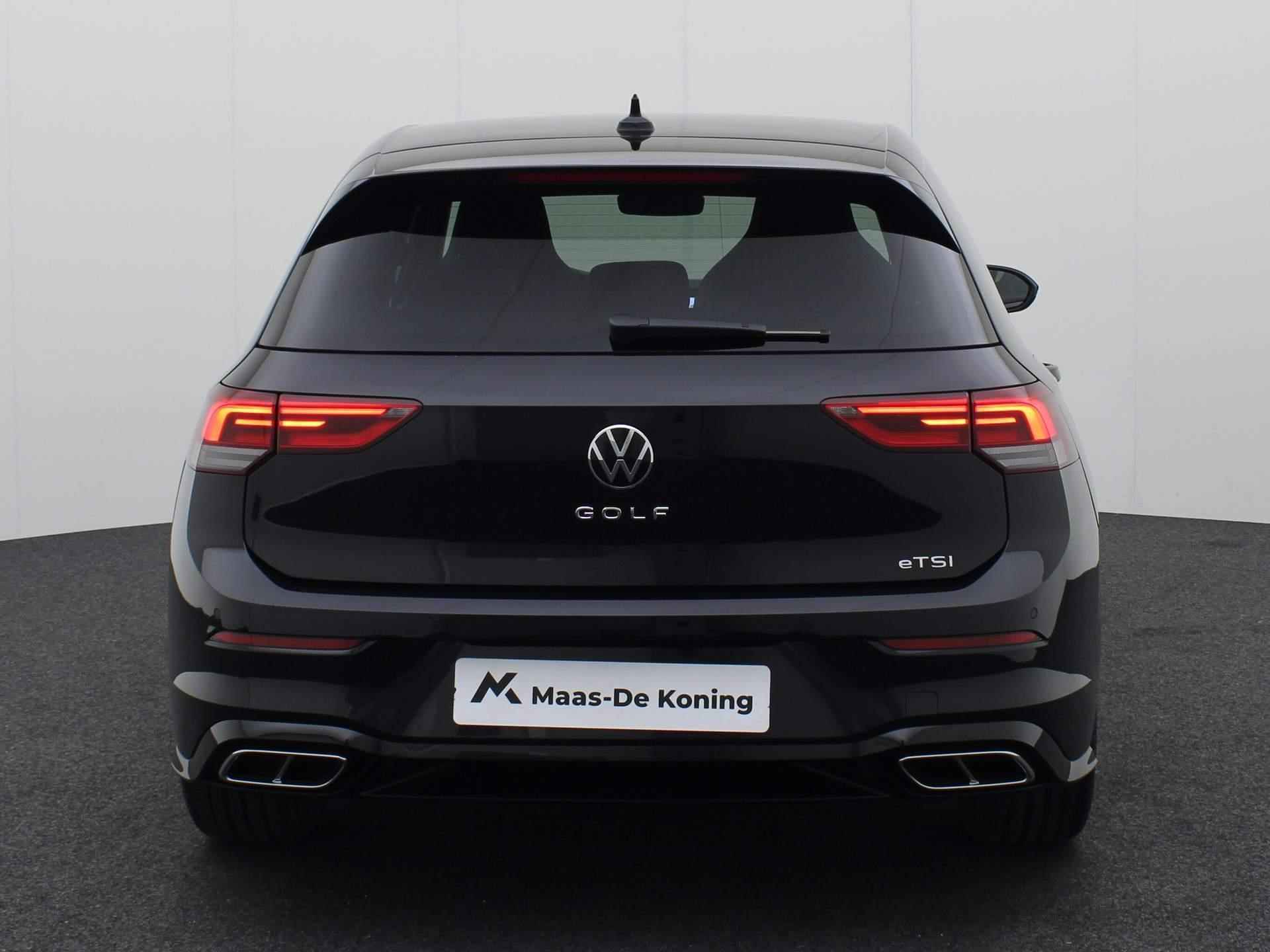 Volkswagen Golf 1.5eTSI/150PK R-Line DSG · Navi via app · Parkeersensoren · Stoel-&stuurverwarming - 34/43