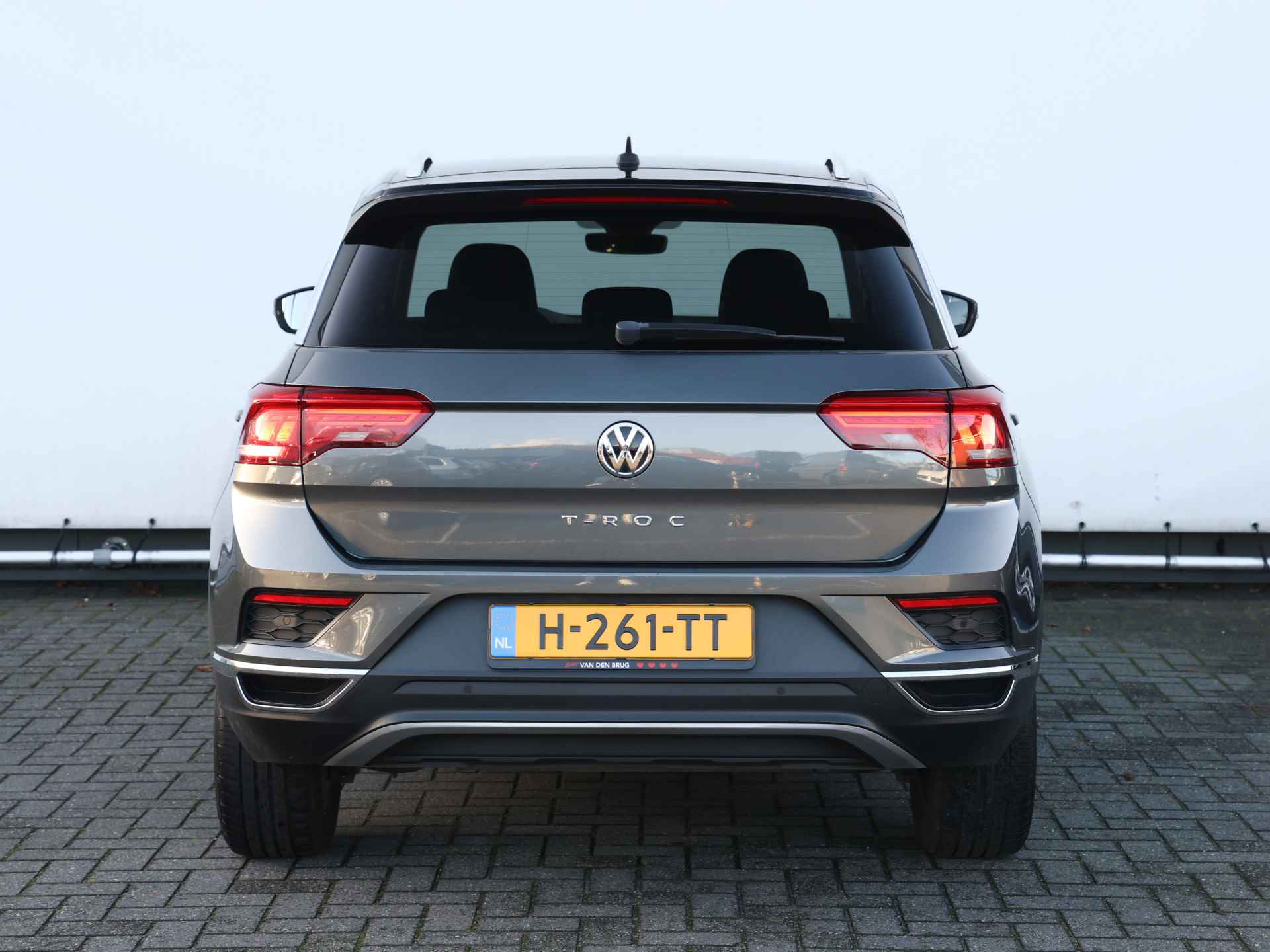 Volkswagen T-Roc 1.5 TSI Style 150pk  | LED | Navigatie | Climate control | Cruise control | Camera | Stoelverwarming - 6/37