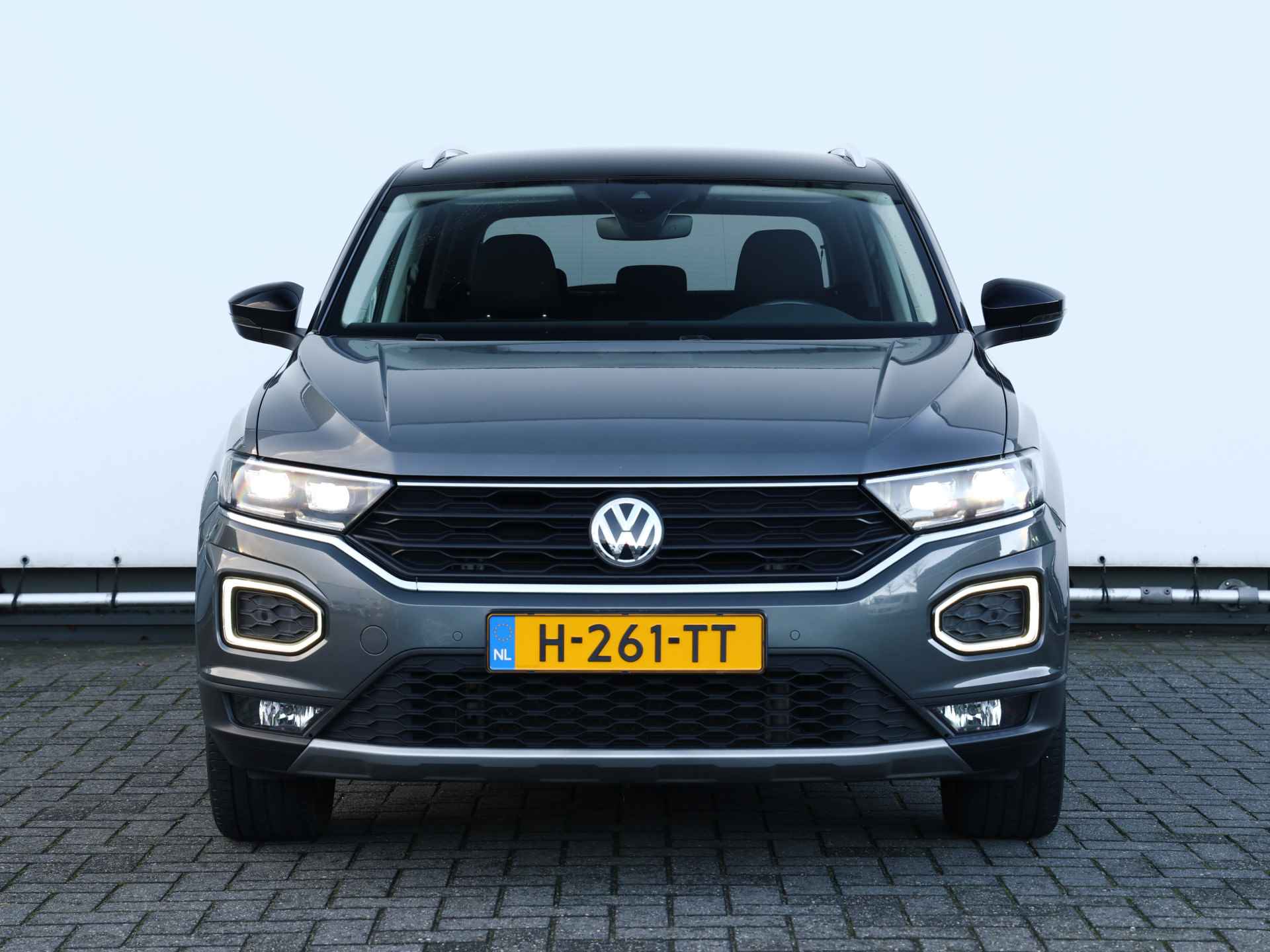 Volkswagen T-Roc 1.5 TSI Style 150pk  | LED | Navigatie | Climate control | Cruise control | Camera | Stoelverwarming - 14/37