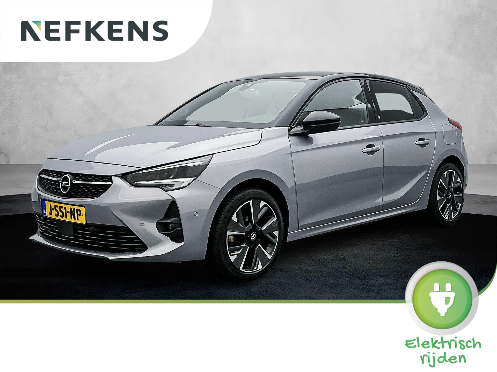 Opel Corsa-e GS Line 50kWh | Navigatie | Achteruitrijcamera | Parkeersensoren Voor en Achter | Lederen Bekleding | Verwarmde Sportstoelen | Keyless Start | LED Koplampen | Dodehoek Detectie | Climate Control | Cruise Control | 17" Lichtmetalen Velgen | Apple Carplay/Android Auto |