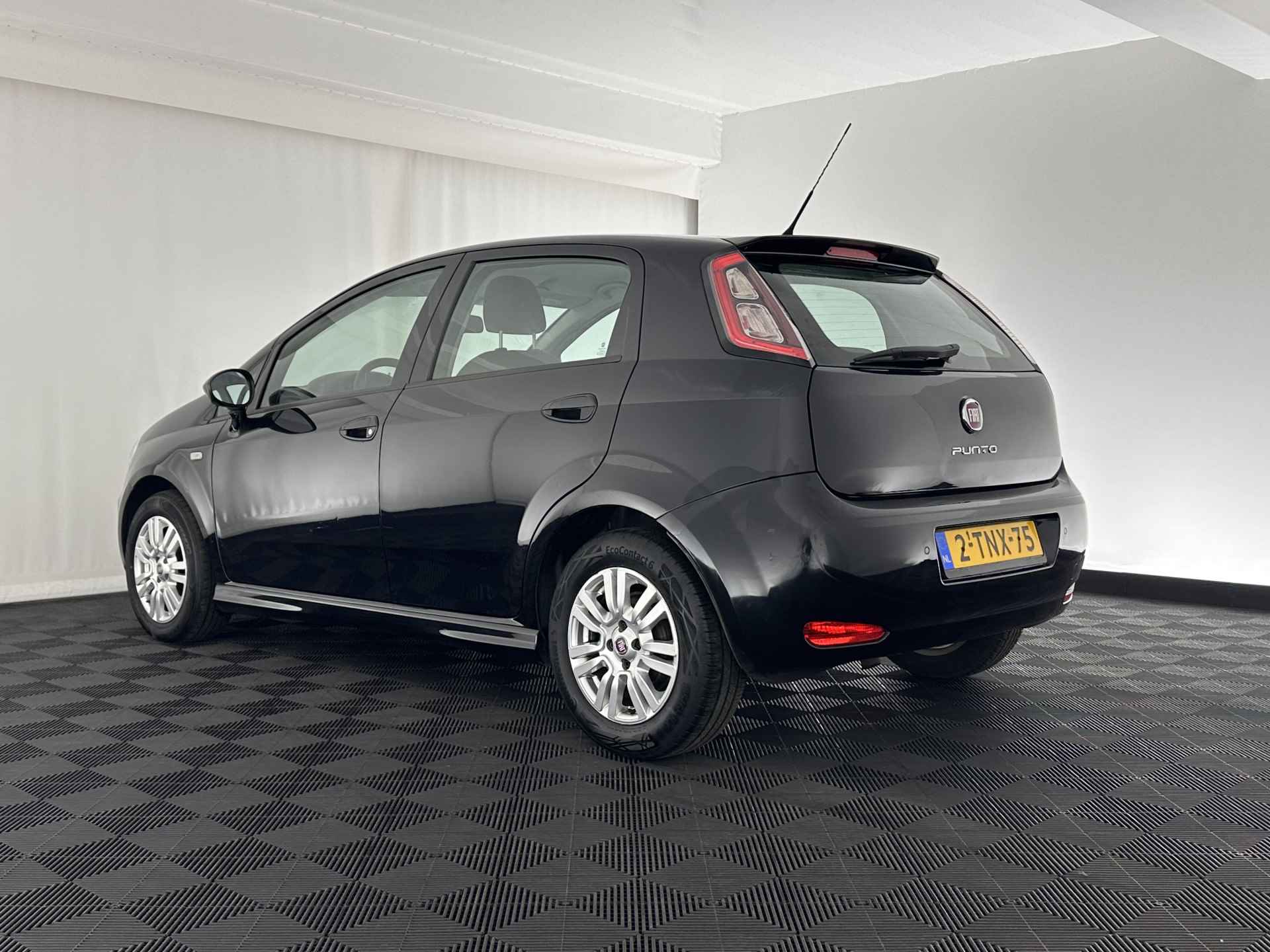 Fiat Punto Evo 1.3 M-Jet Street *AIRCO | CRUISE | COMFORT-SEATS | RADIO-CD/MP3 | 15''ALU* - 4/29