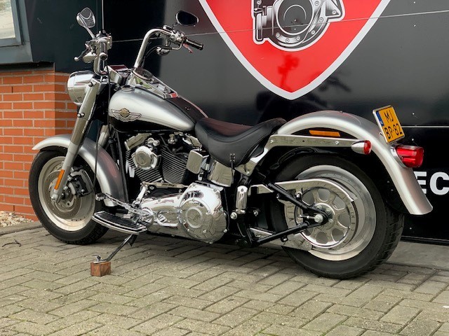 Harley-Davidson FLSTF FATBOY FLSTC ANNIV FAT bij viaBOVAG.nl