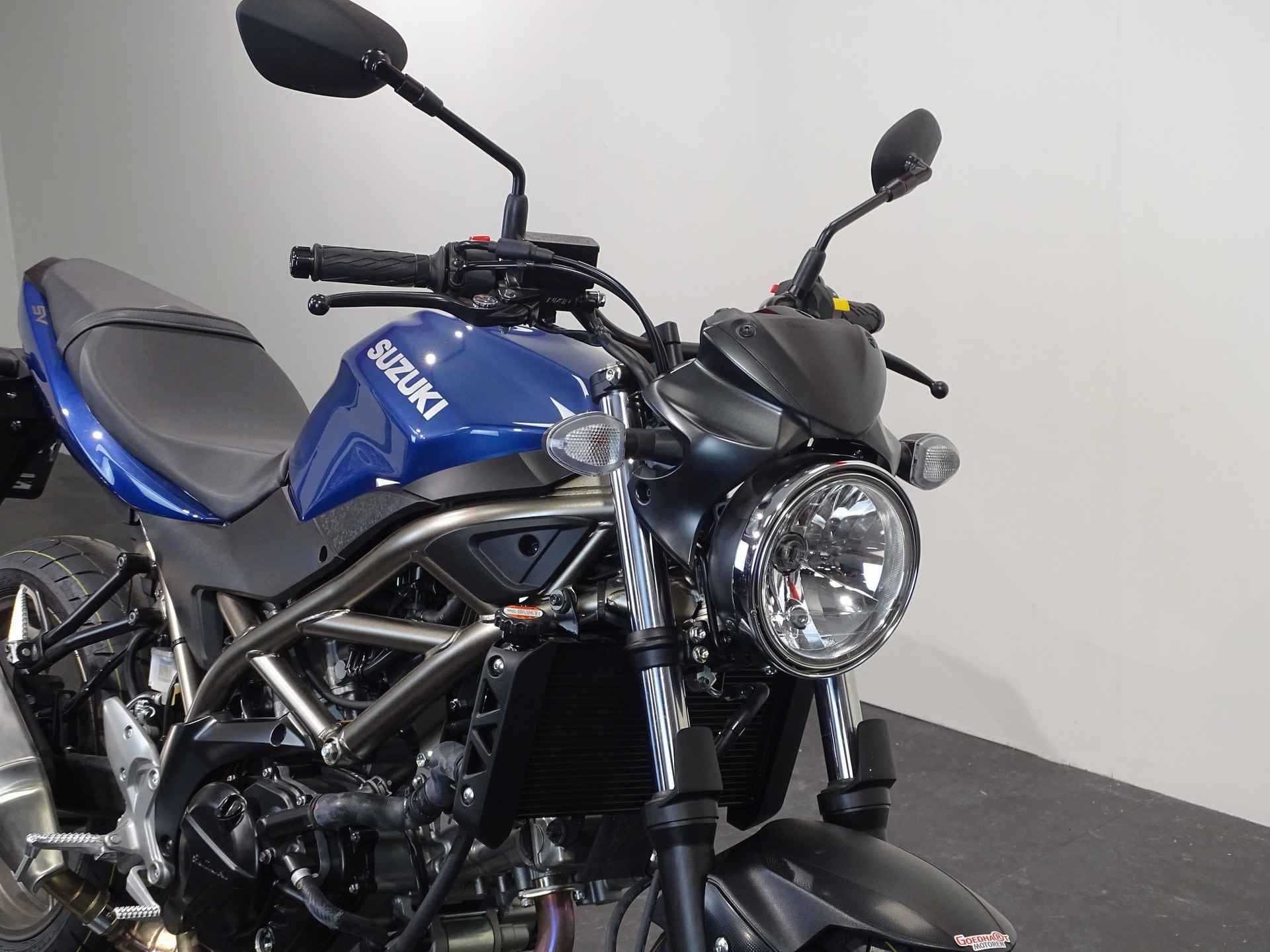 Suzuki SV 650 - 3/12