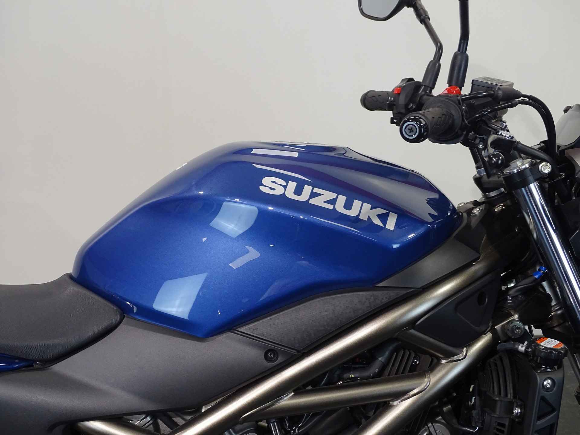 Suzuki SV 650 - 4/12