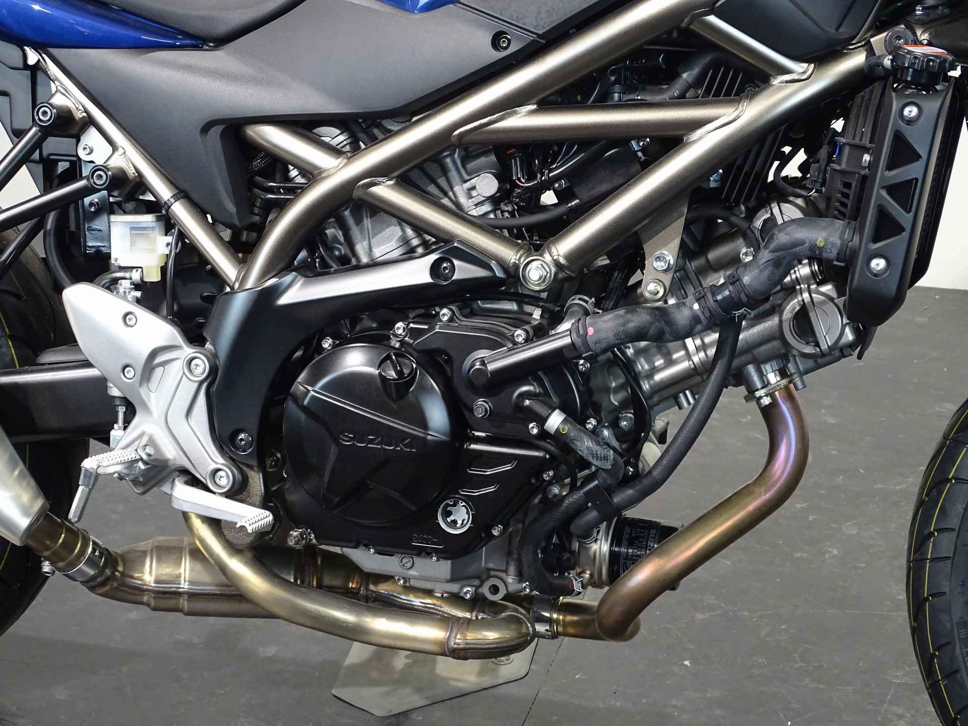 Suzuki SV 650 - 5/12