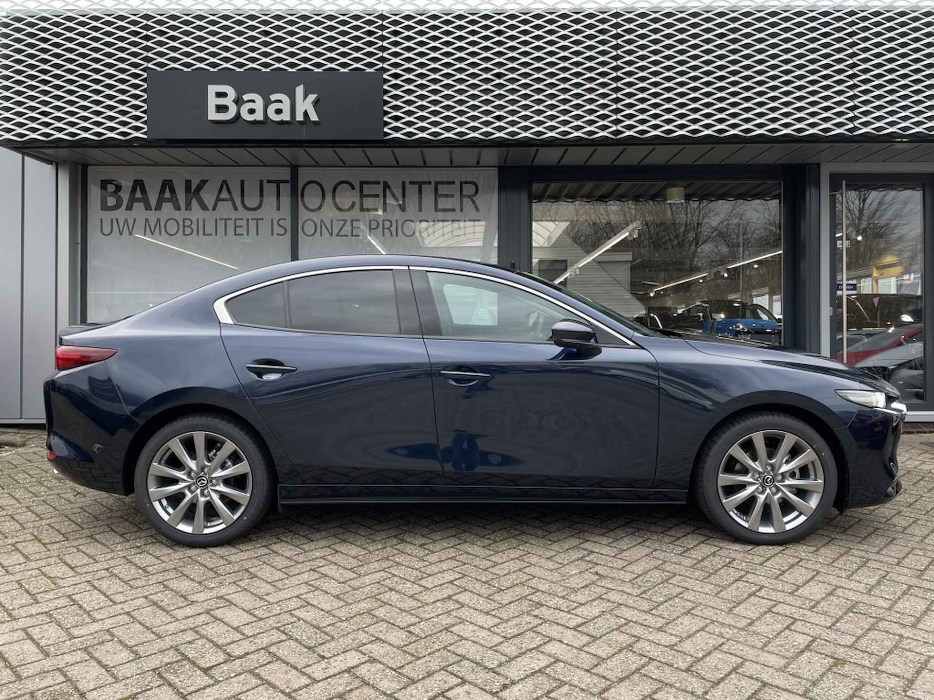 Mazda 3 2.0 e-SA-G Excl-line | Comfort pack | Design pack - 4/34