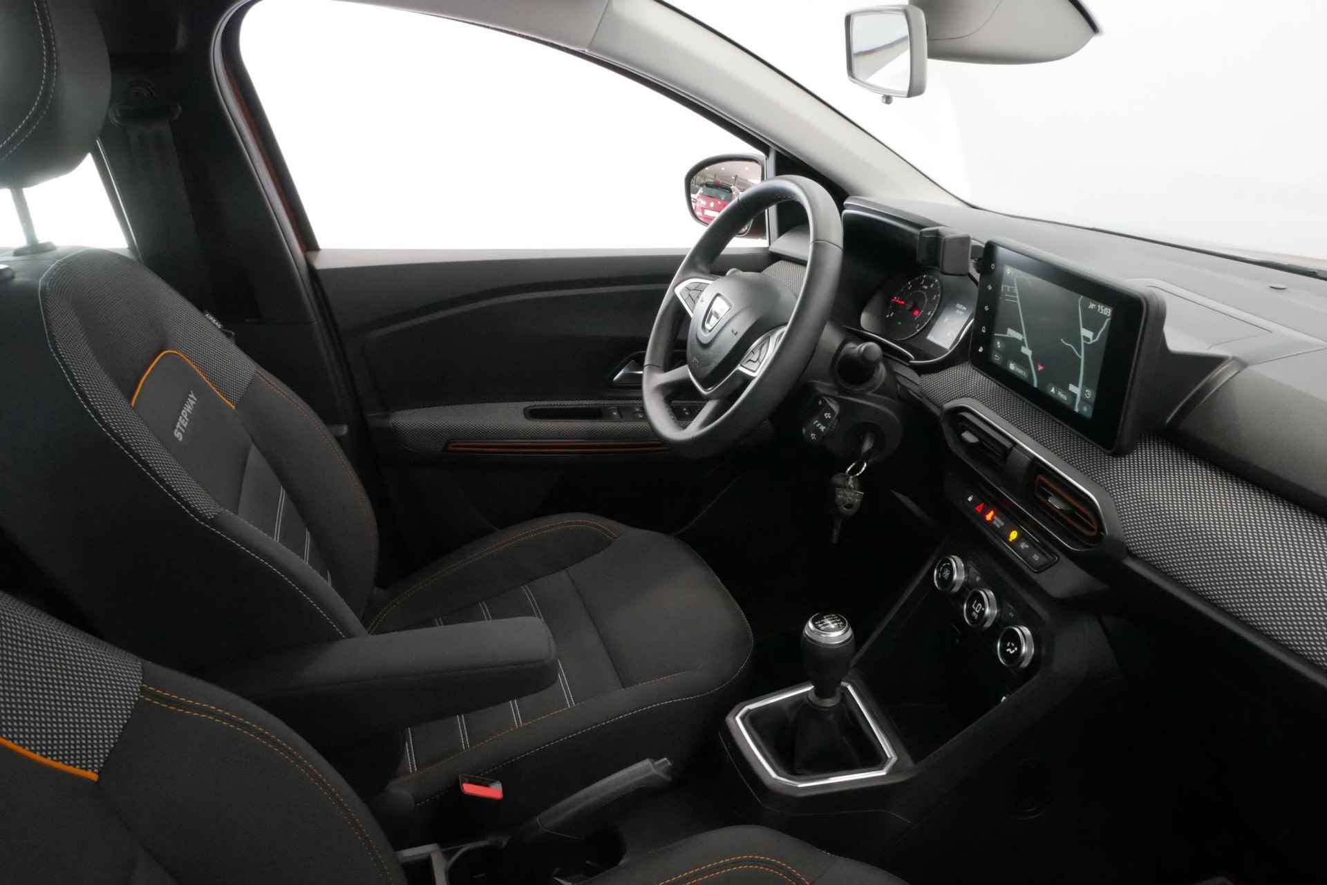 Dacia Sandero Stepway 1.0 TCe 100 Bi-Fuel Comfort *Navigatie+Camera*Climate*Parkeersensoren*Blindspot*IN NIEUW STAAT! - 9/35
