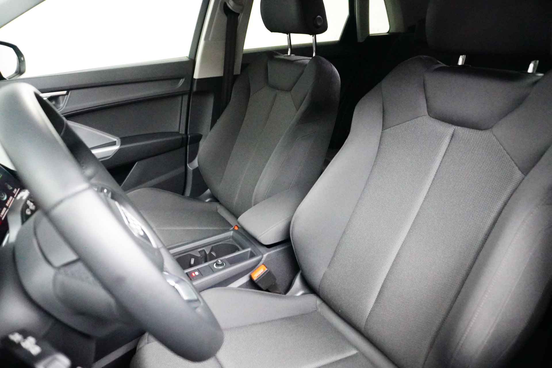 Audi Q3 Advanced edition | Wegklapbare Trekhaak | Virtual Cockpit | Adaptive Cruise | Camera | Stoelverwarming | Elektr Achterklep | Key - 11/28