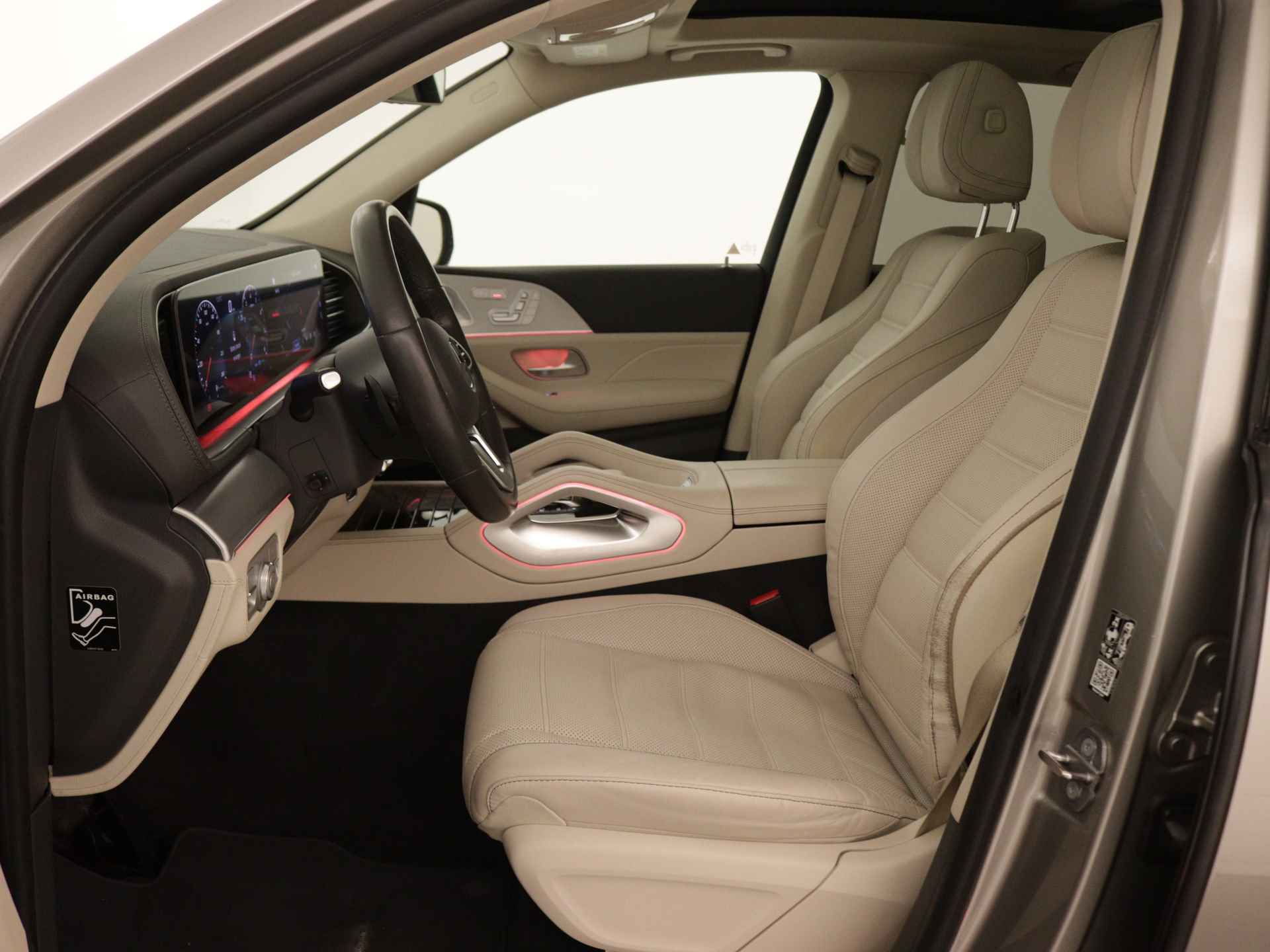 Mercedes-Benz GLE 450 4MATIC AMG Line Premium | Panoramadak | Luchtvering | Burmester | Navigatie | MBUX wide screen | Alarm klasse 3 | Parking support | inclusief 24 maanden MB Certified garantie voor europa - 16/39