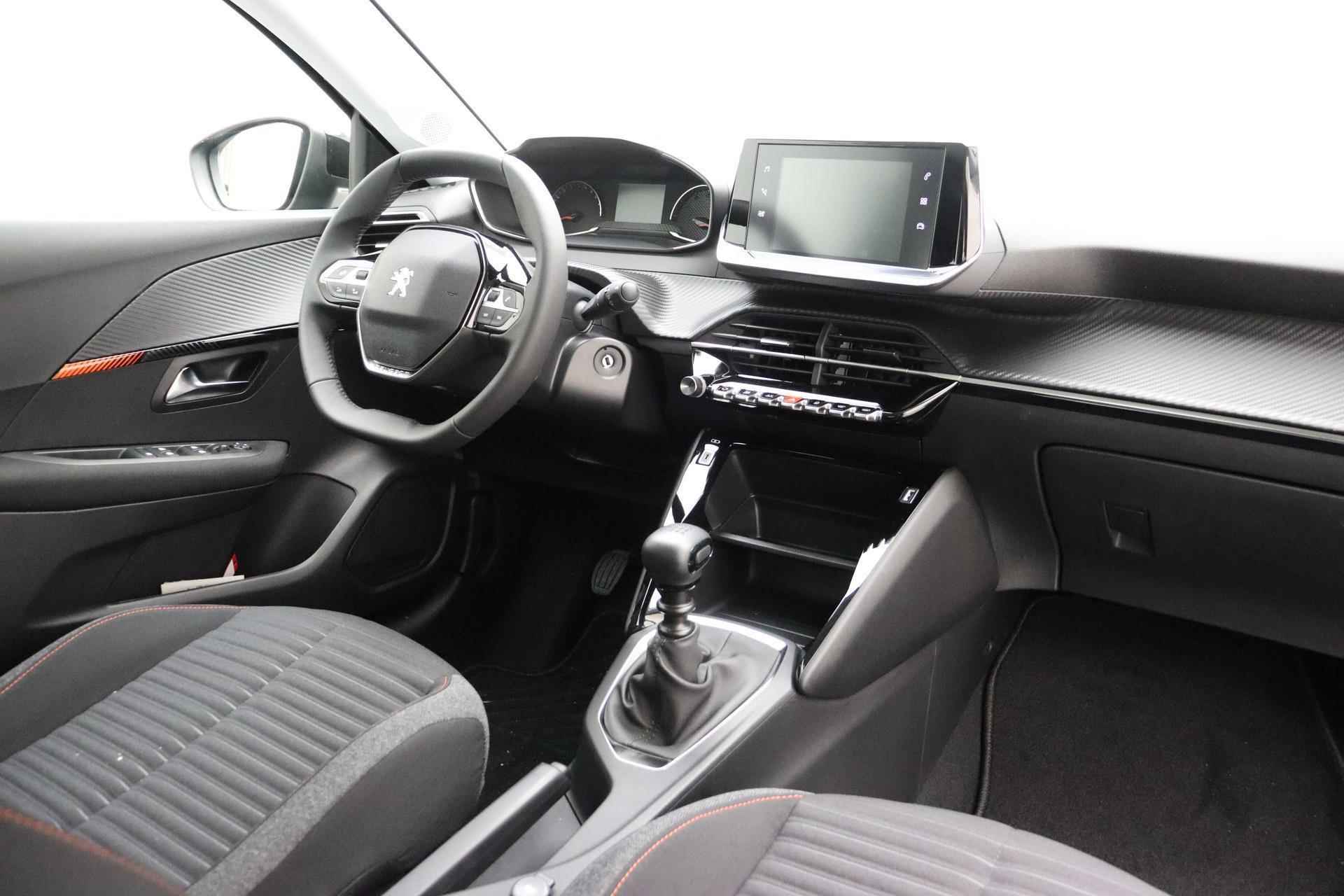 Peugeot 208 1.2 PureTech Active Pack | Navigatie | Airco & Cruise Control | Parkeersensoren | Telefoon Voorbereiding | Apple Carplay & Android Auto | - 4/33
