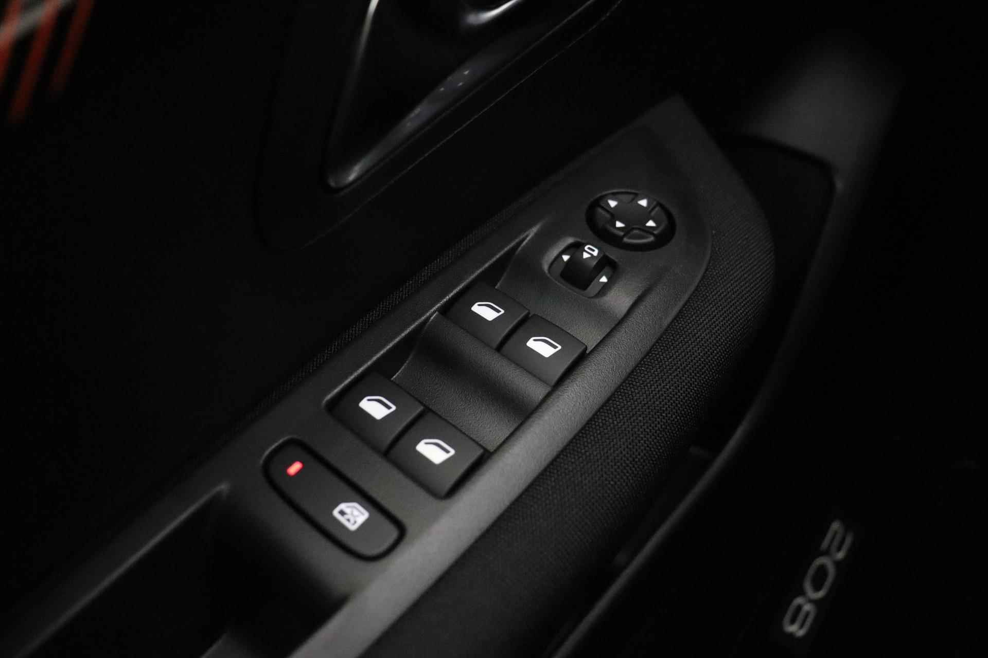 Peugeot 208 1.2 PureTech Active Pack | Navigatie | Airco & Cruise Control | Parkeersensoren | Telefoon Voorbereiding | Apple Carplay & Android Auto | - 19/33